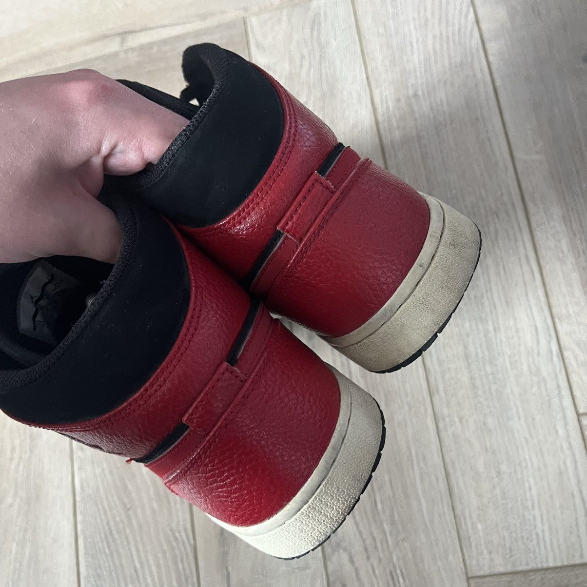 Jordan Brand Nike Air Jordan 1 Mid Reverse Bred Sneakers Size US 11 / EU 44 - 5 Thumbnail