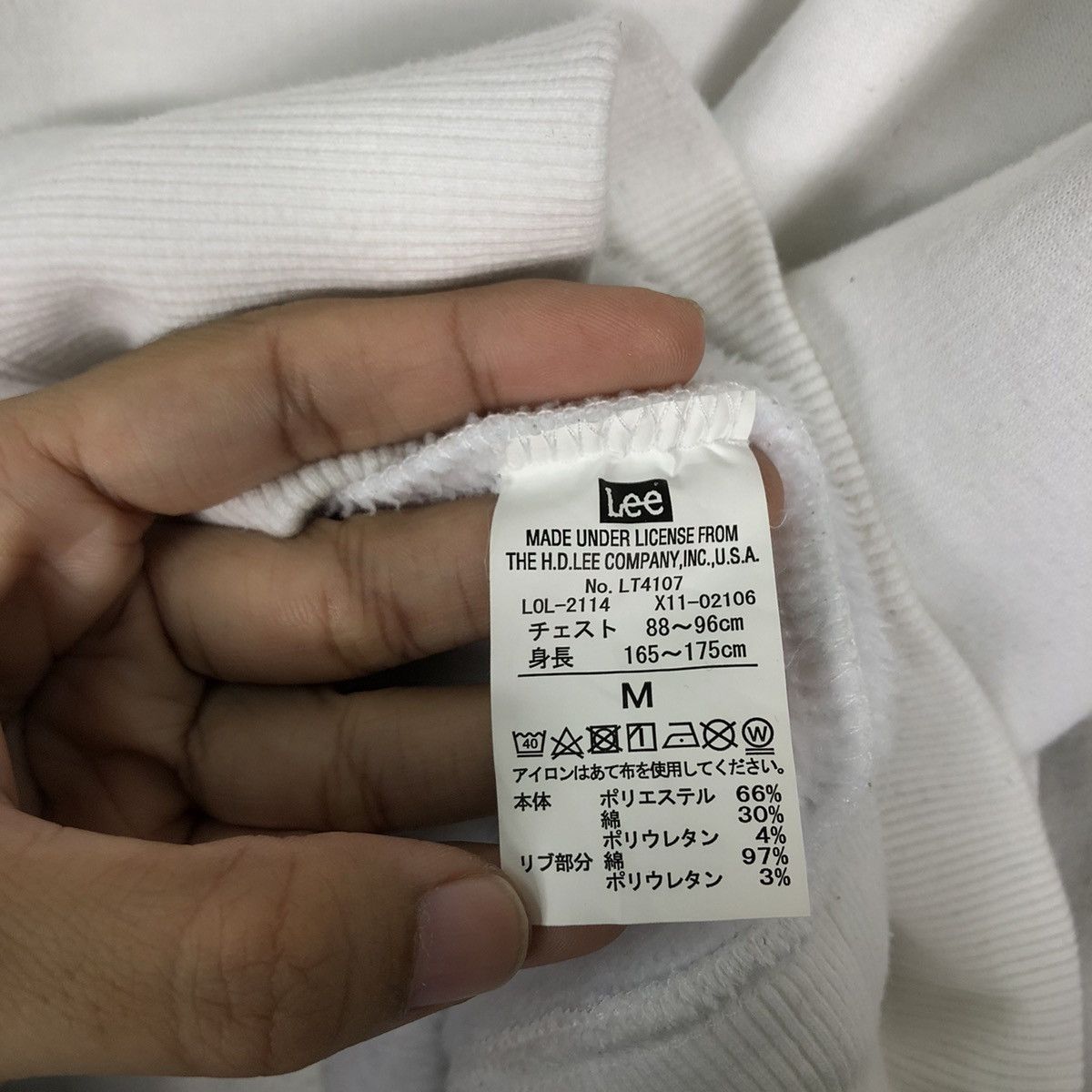 Japanese Brand 🔥90’s Vintage Crewneck Sweatshirt Lee Centre Logo Size US M / EU 48-50 / 2 - 11 Thumbnail
