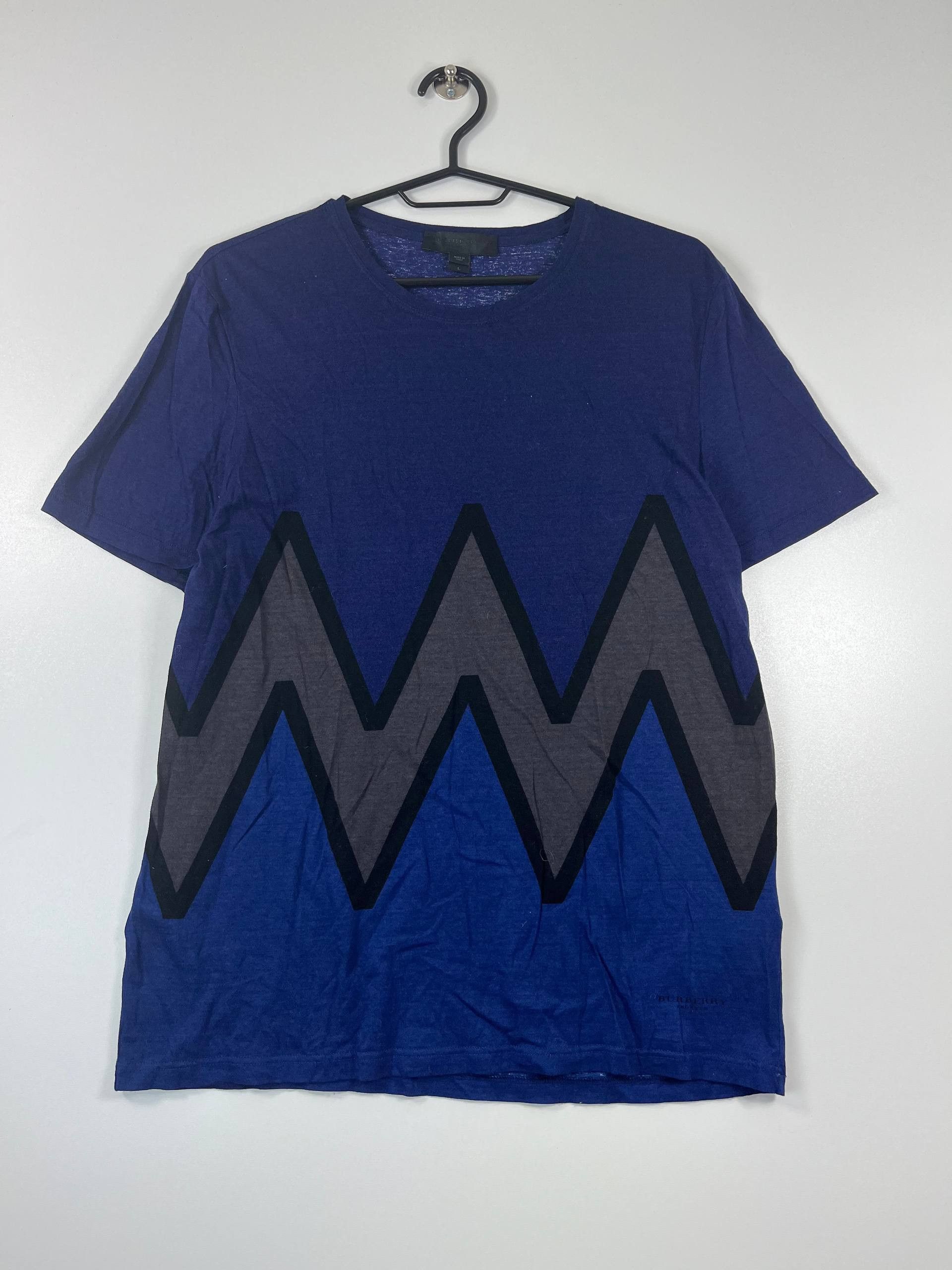 Burberry Burberry Prorsum Zig Zag Graphic T-Shirt Made in Italy Sz L Size L / US 10 / IT 46 - 1 Thumbnail