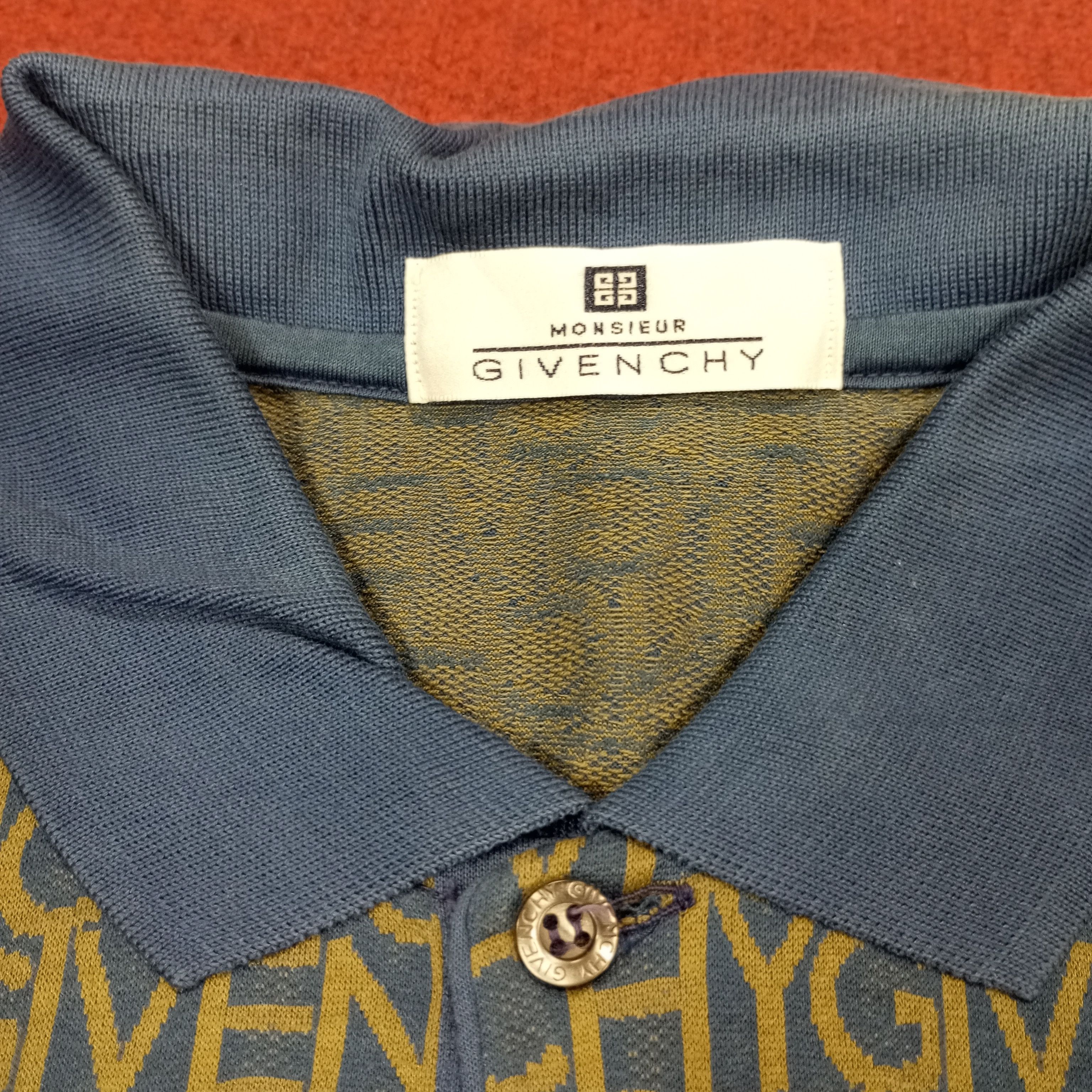 Givenchy × Vintage Givenchy Fashion Style Designer Polos Size US M / EU 48-50 / 2 - 5 Thumbnail