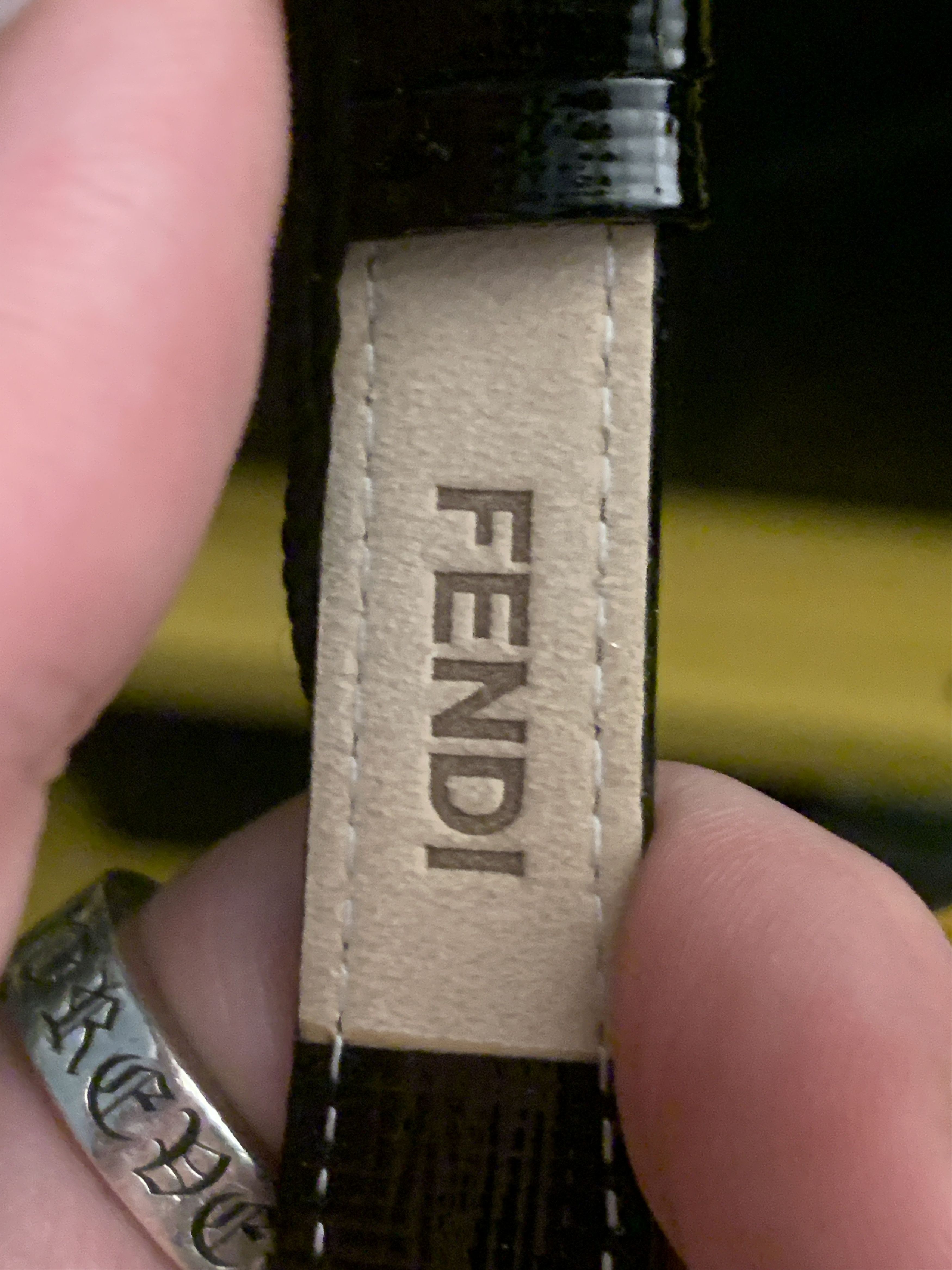 Fendi *RARE* New Fendi VVS Diamond Bezel Leather Strap Swiss Watch Size ONE SIZE - 6 Thumbnail