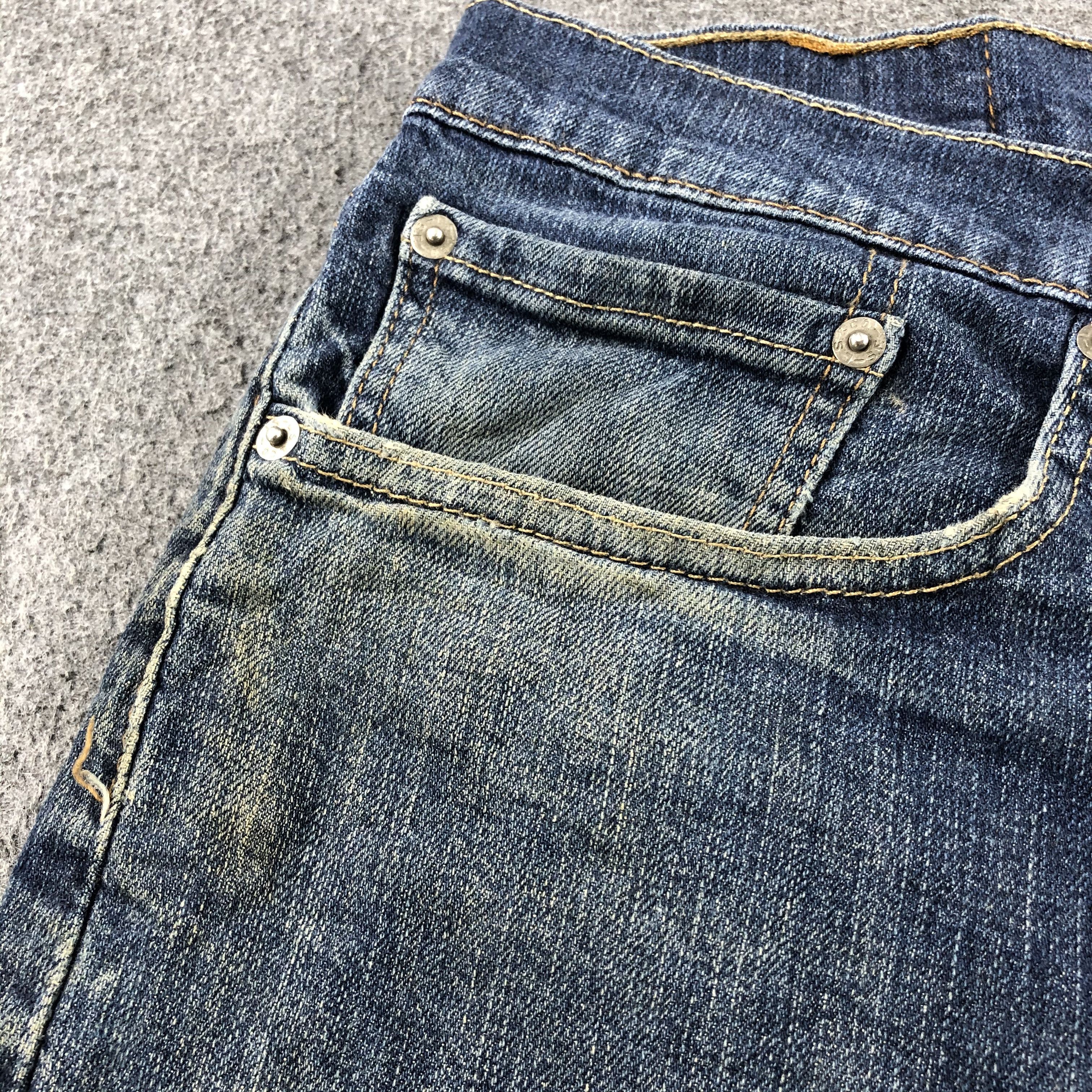 Levi's Vintage Blue Wash Levis 514 Jeans-J2192 Size US 37 - 11 Thumbnail