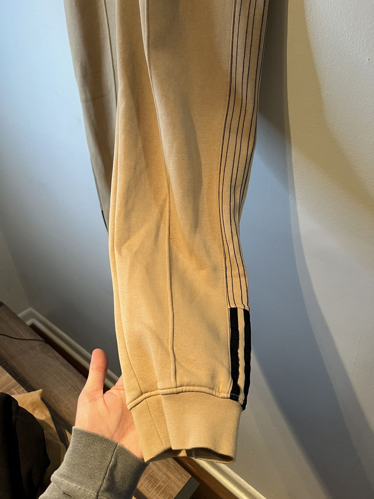 Adidas MEN'S ADIDAS Originals TREFOIL FLEECE TRACK Sweatpants Sz L Size US 40 / EU 56 - 3 Thumbnail
