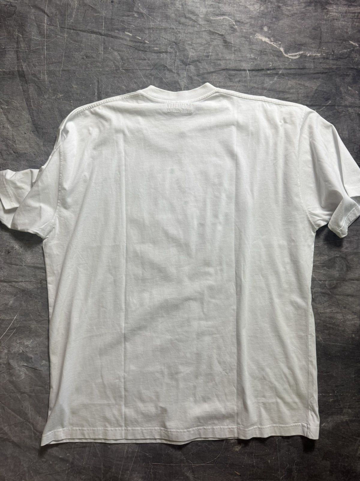 Vetements Vetements Bullshirt T-Shirt Size US XS / EU 42 / 0 - 3 Thumbnail
