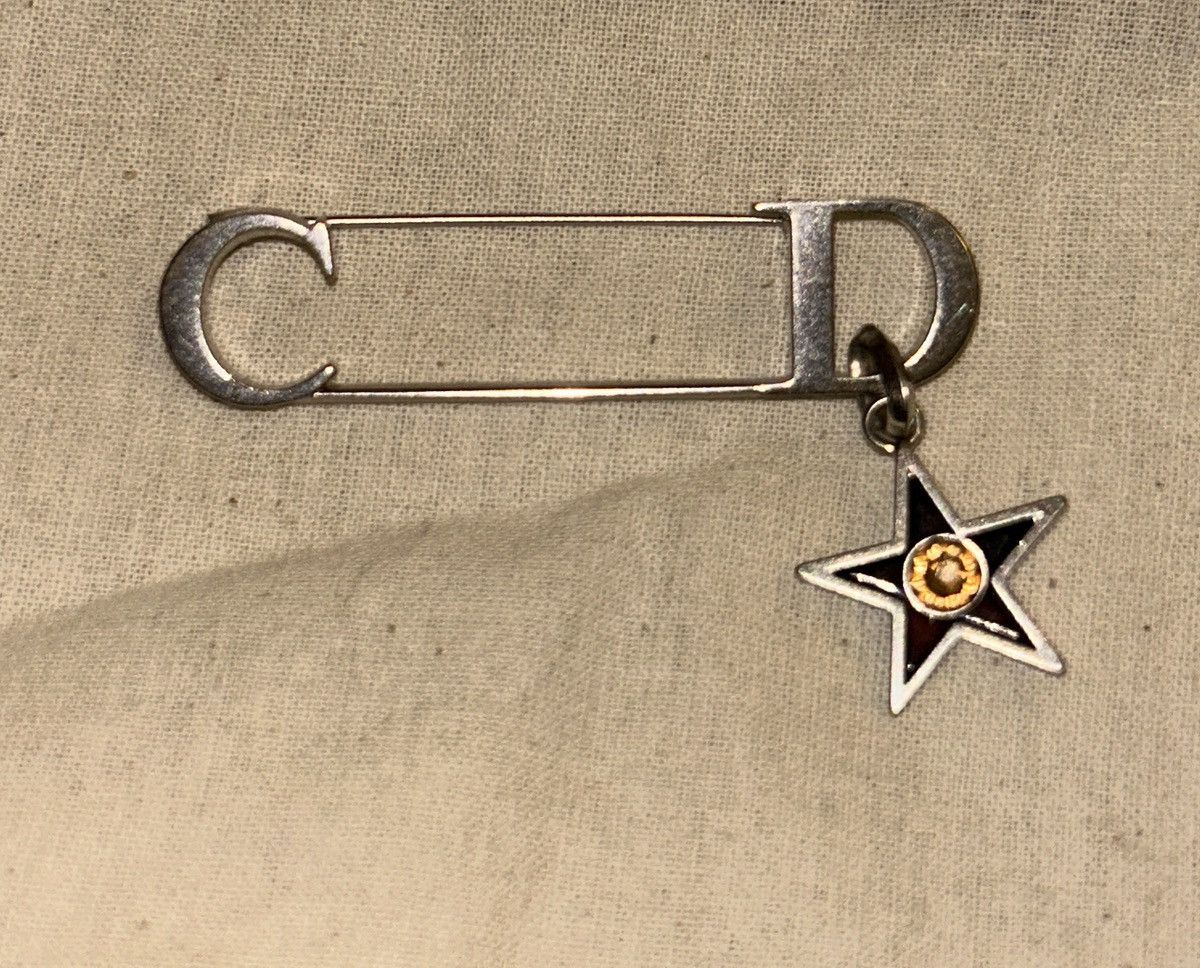 Dior Dior CD Icon Brooch Silver-Finish Brass With Brown Resin Size ONE SIZE - 2 Thumbnail