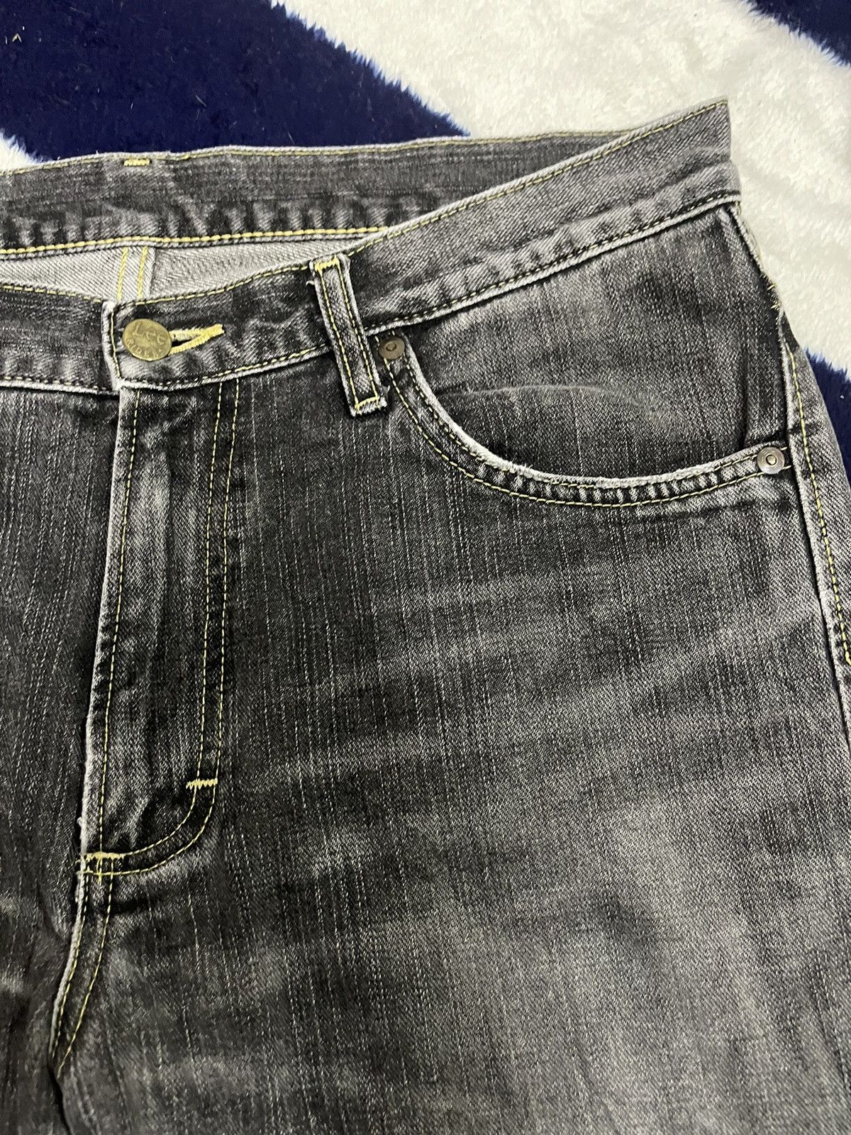 Lee Rider Distressed Jeans (13)
