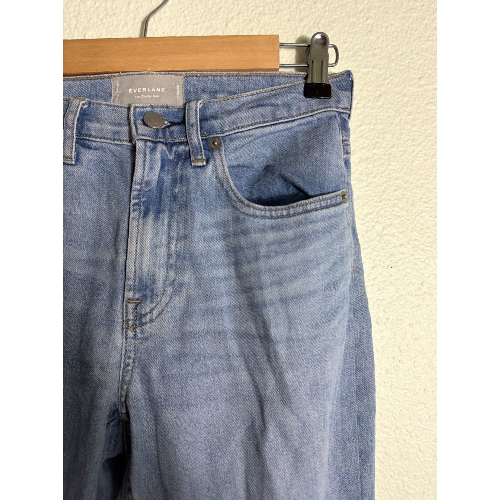Everlane **Everlane Women's Light Wash Size 25 Straight Jeans** User: Everlane Women's Light Wash Size 25 Straight Jeans Size 42" / US 20 - 5 Thumbnail