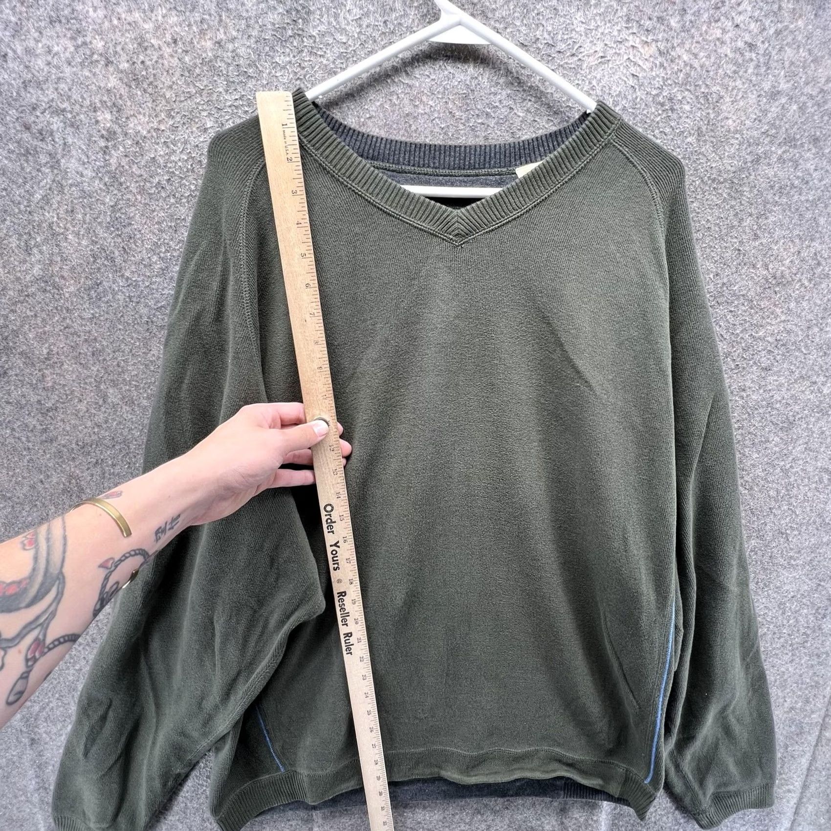 Tommy Bahama Tommy Bahama Sweater Mens XL Green V-Neck Pullover Knit Reversible Knit Pullover Casual Mens XL Green Tommy Bahama Sweater Size US XL / EU 56 / 4 - 7 Thumbnail