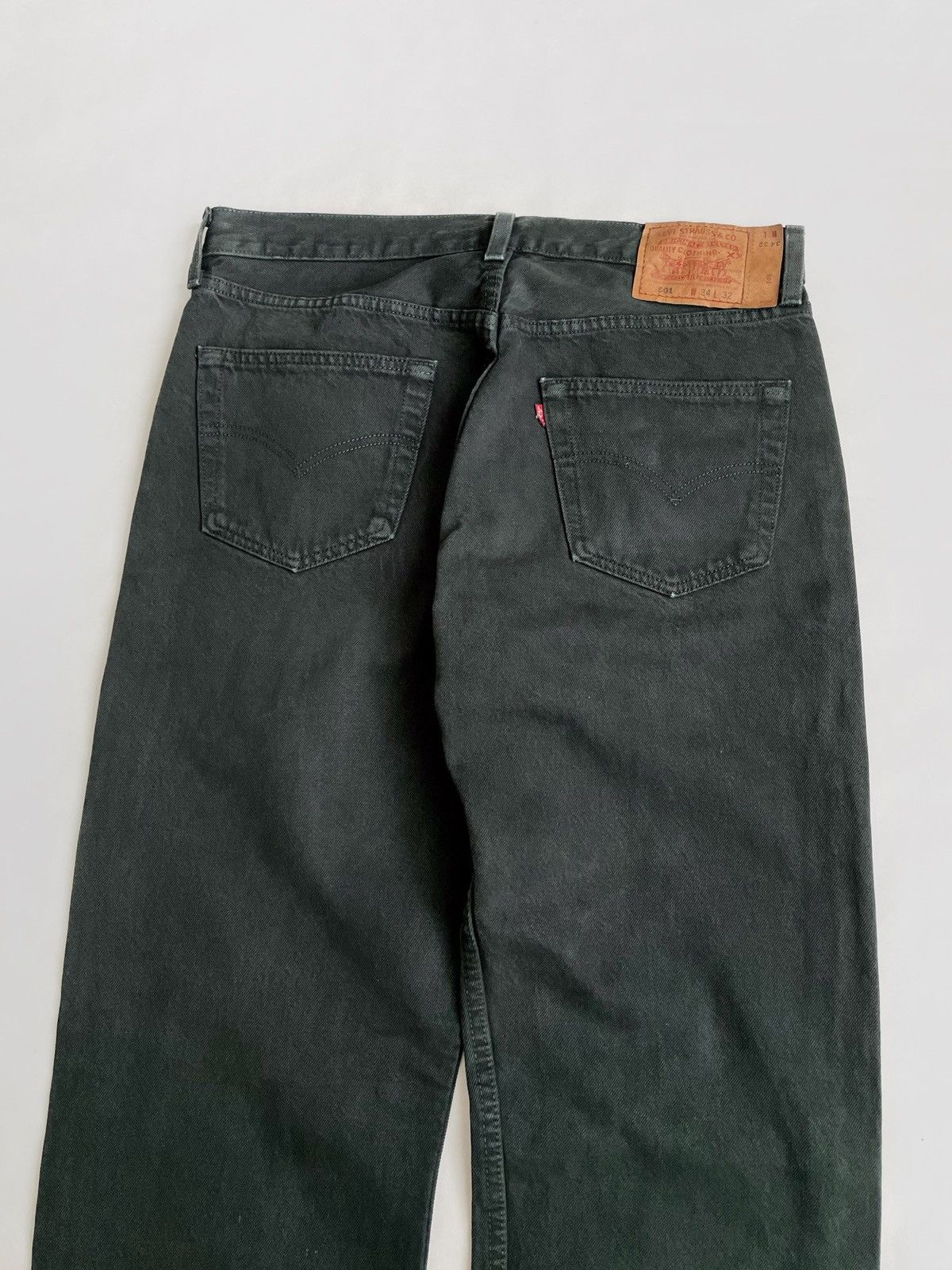 Levi's Vintage Clothing Vintage Levi’s 501 Dark green denim pants Made in USA Size US 34 / EU 50 - 4 Thumbnail