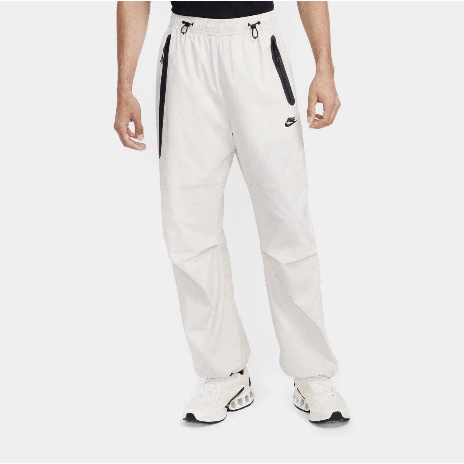 Nike Nike Tech Men's Size Small Woven Standard Fit Pants Size US 28 / EU 44 - 1 Thumbnail