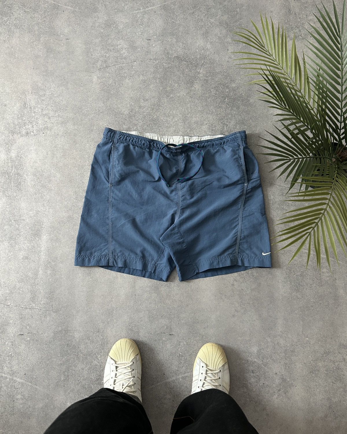 Nike Vintage Nike nylons shorts mens rare blue Size US 34 / EU 50 - 1 Thumbnail