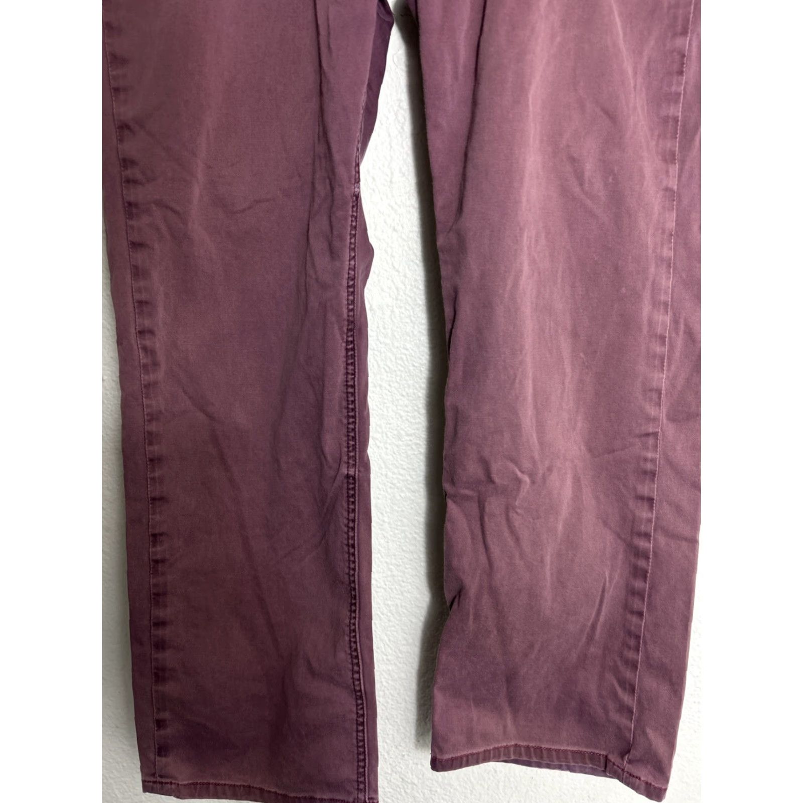 Tommy Bahama Tommy Bahama Pants Mens 38x30 Cotton Blend Chino 5 Pocket Red Burgundy Purple Size US 38 / EU 54 - 2 Thumbnail