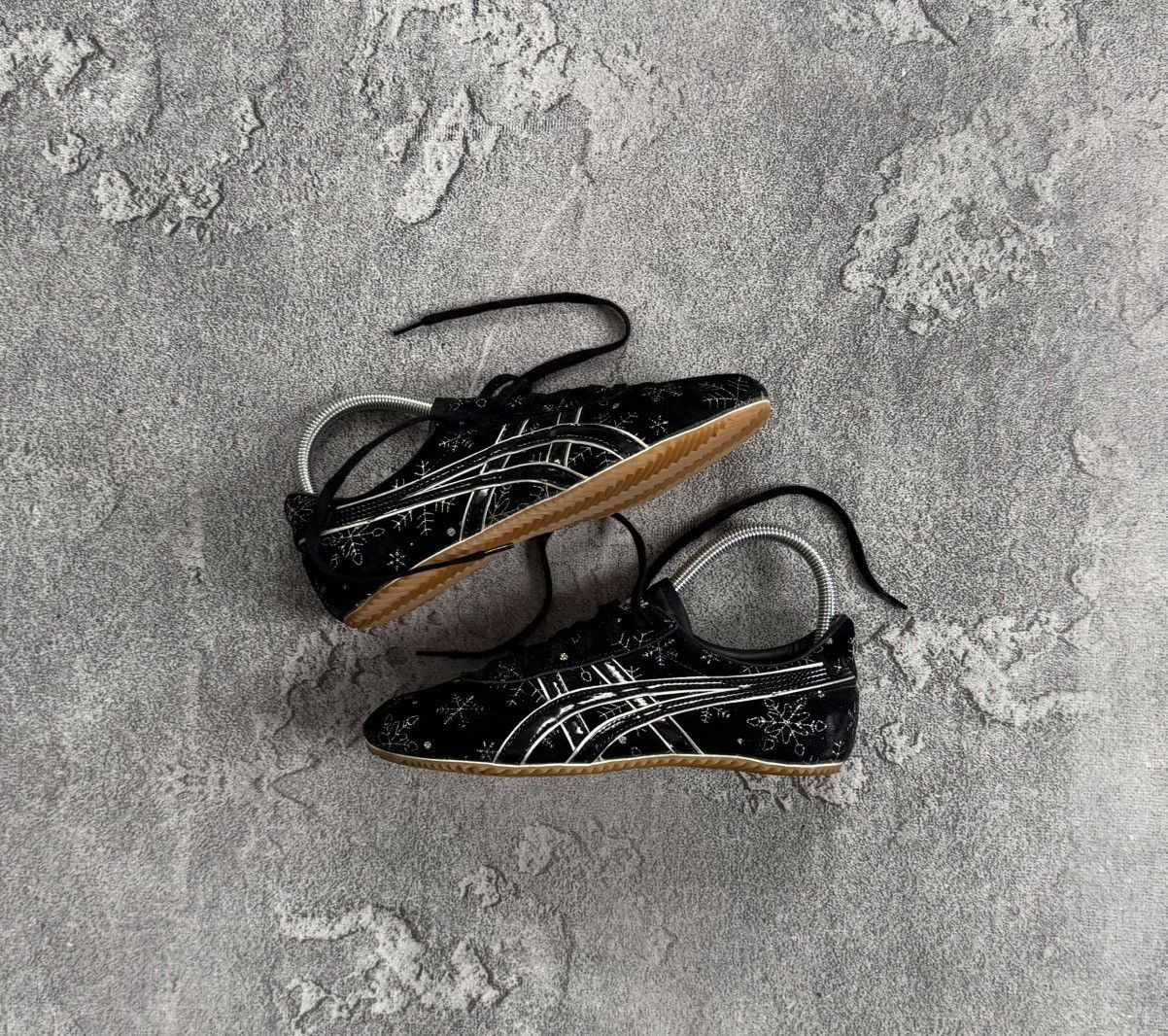 Asics Asics Onitsuka Tiger US5/EUR37.5 low top sneakers shoes Y2K Size US 5 / IT 35 - 1 Thumbnail