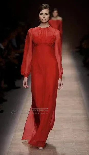 Valentino Valentino A two-piece heroine mulberry silk dress Size S / US 4 / IT 40 - 1 Thumbnail