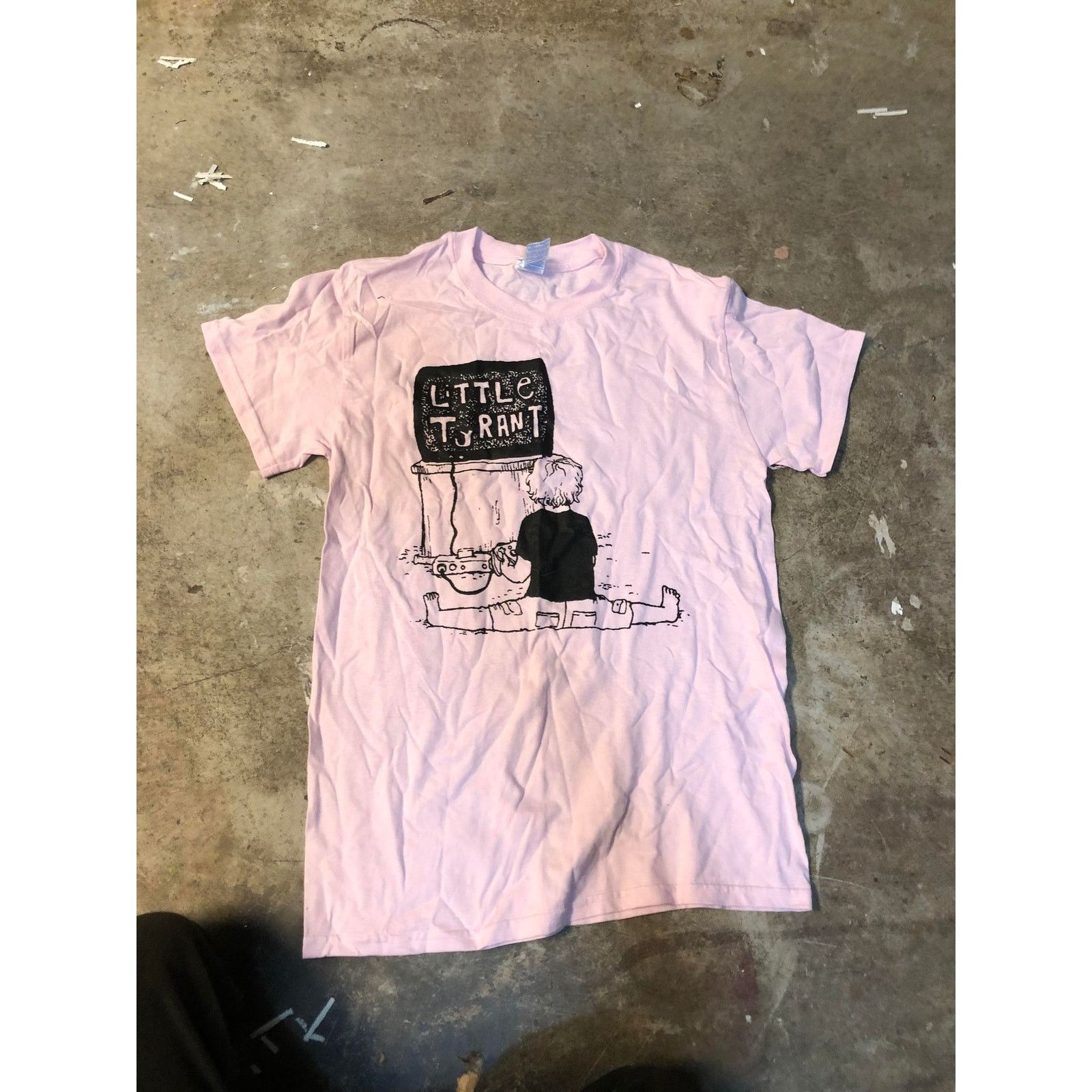 Gildan T-Shirt Little Tyrant Small Pink Emo Jank Panucci's Pizza Size US S / EU 44-46 / 1 - 1 Thumbnail