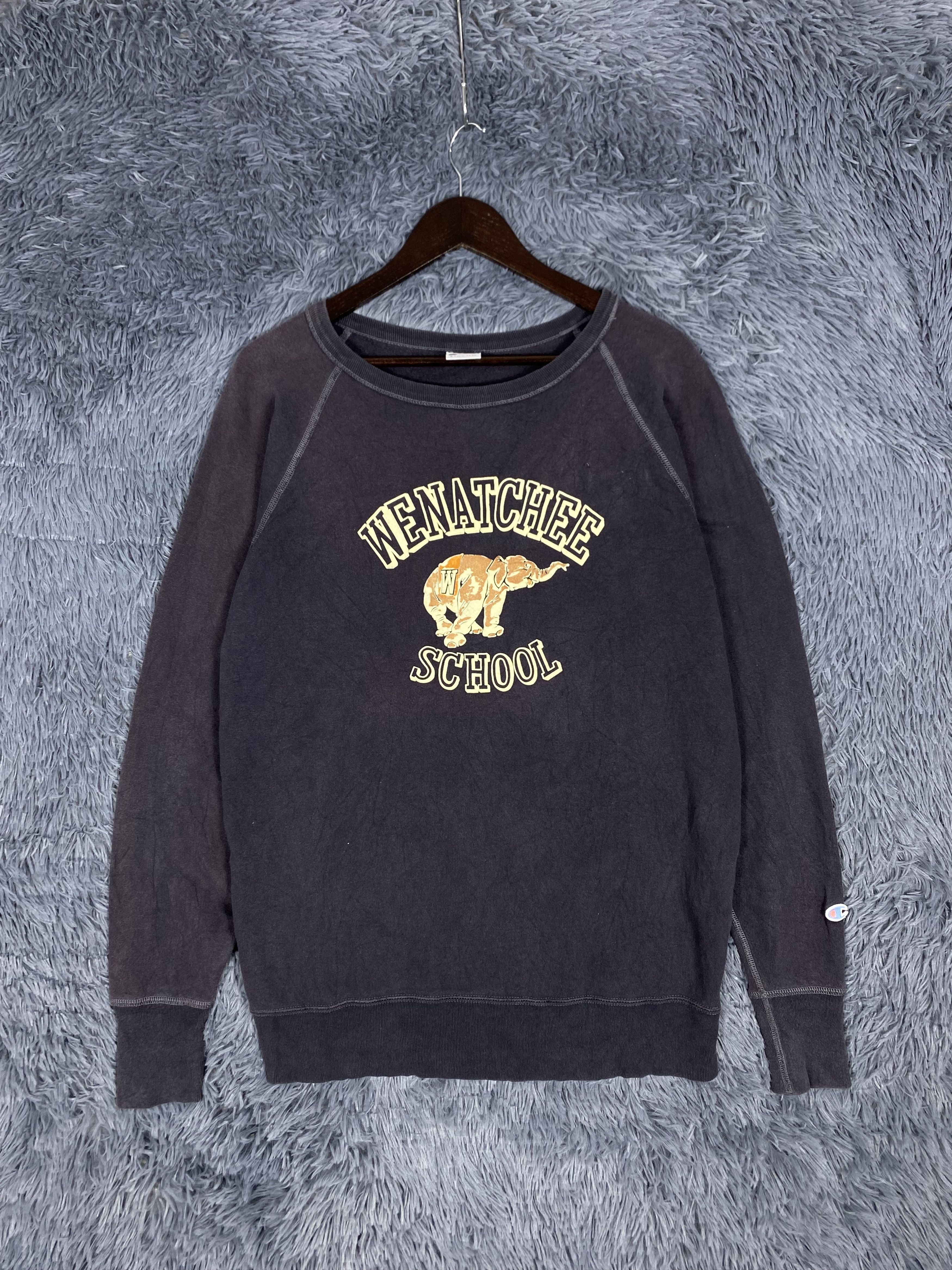 Champion × Vintage Vintage Champion Sweatshirts Size US XL / EU 56 / 4 - 1 Thumbnail