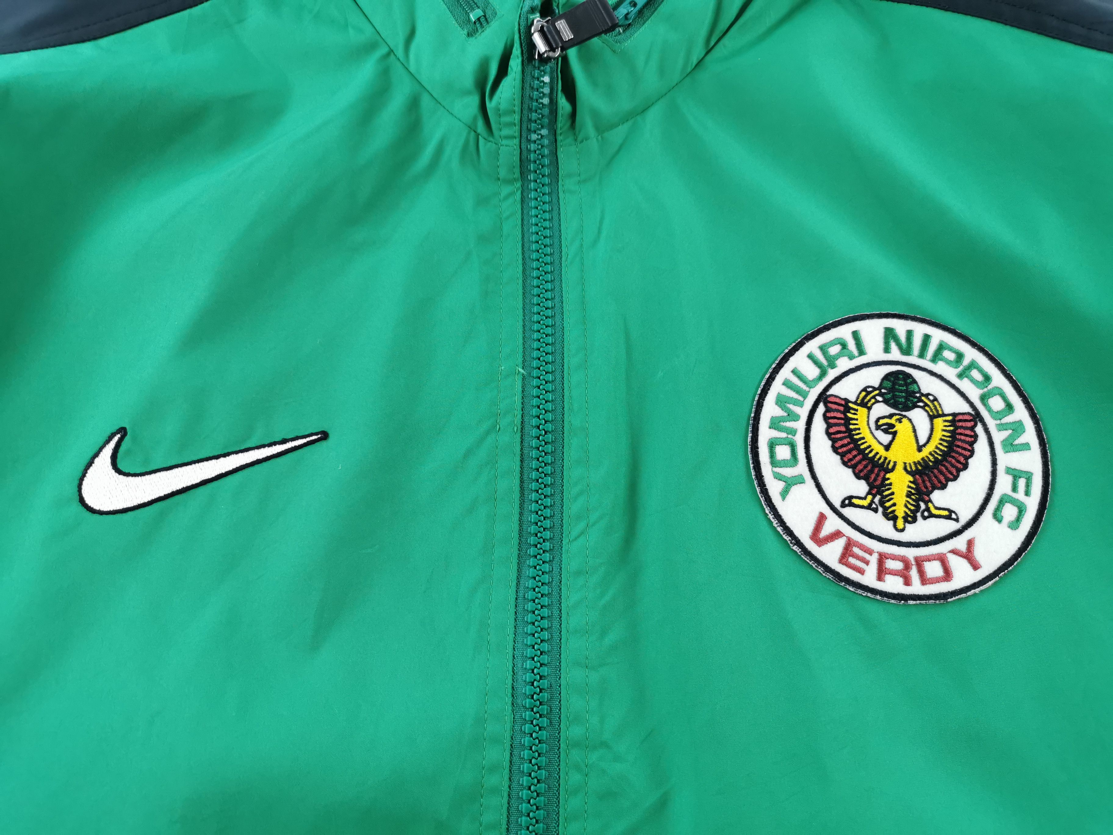 Nike Nike Yomiuri Nippon FC Verdy Colorblock Windbreaker Jacket Size US XL / EU 56 / 4 - 5 Thumbnail