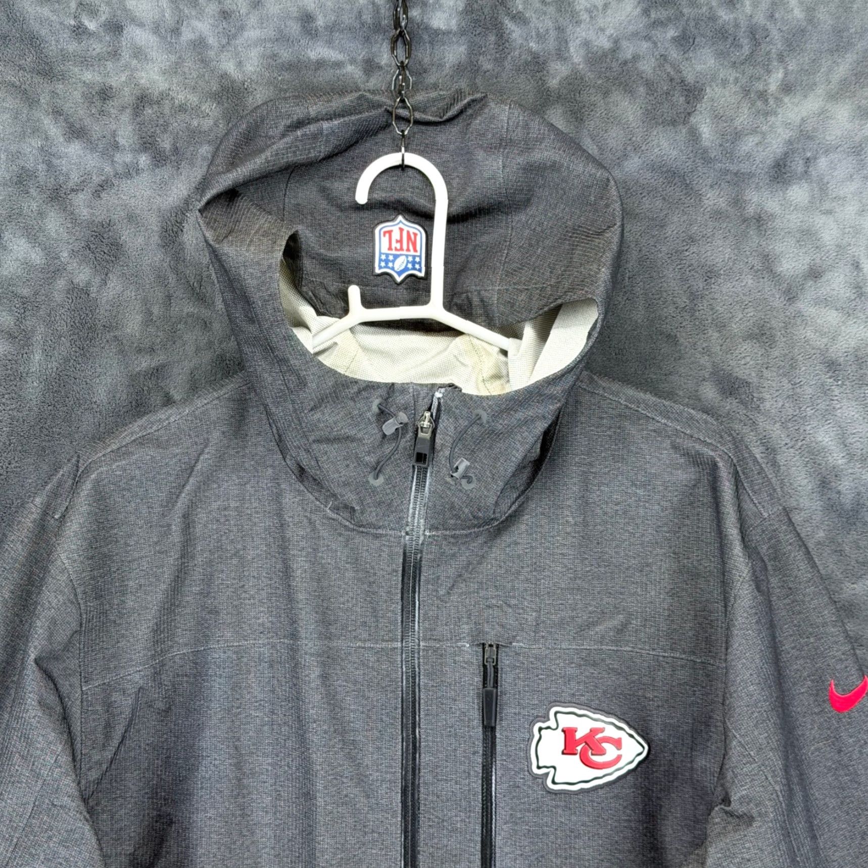 Nike Nike Kansas City Chiefs Storm-FIT Onfield Jacket Mens XL Grey 483940-010 NFL Size US XL / EU 56 / 4 - 2 Thumbnail