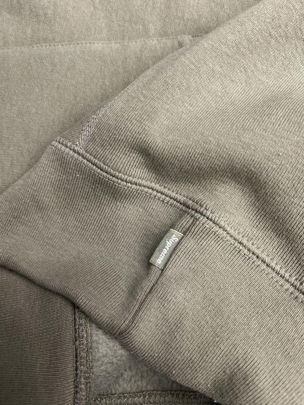 Supreme Supreme Box Logo Hoodie (FW25) Size US L / EU 52-54 / 3 - 7 Thumbnail