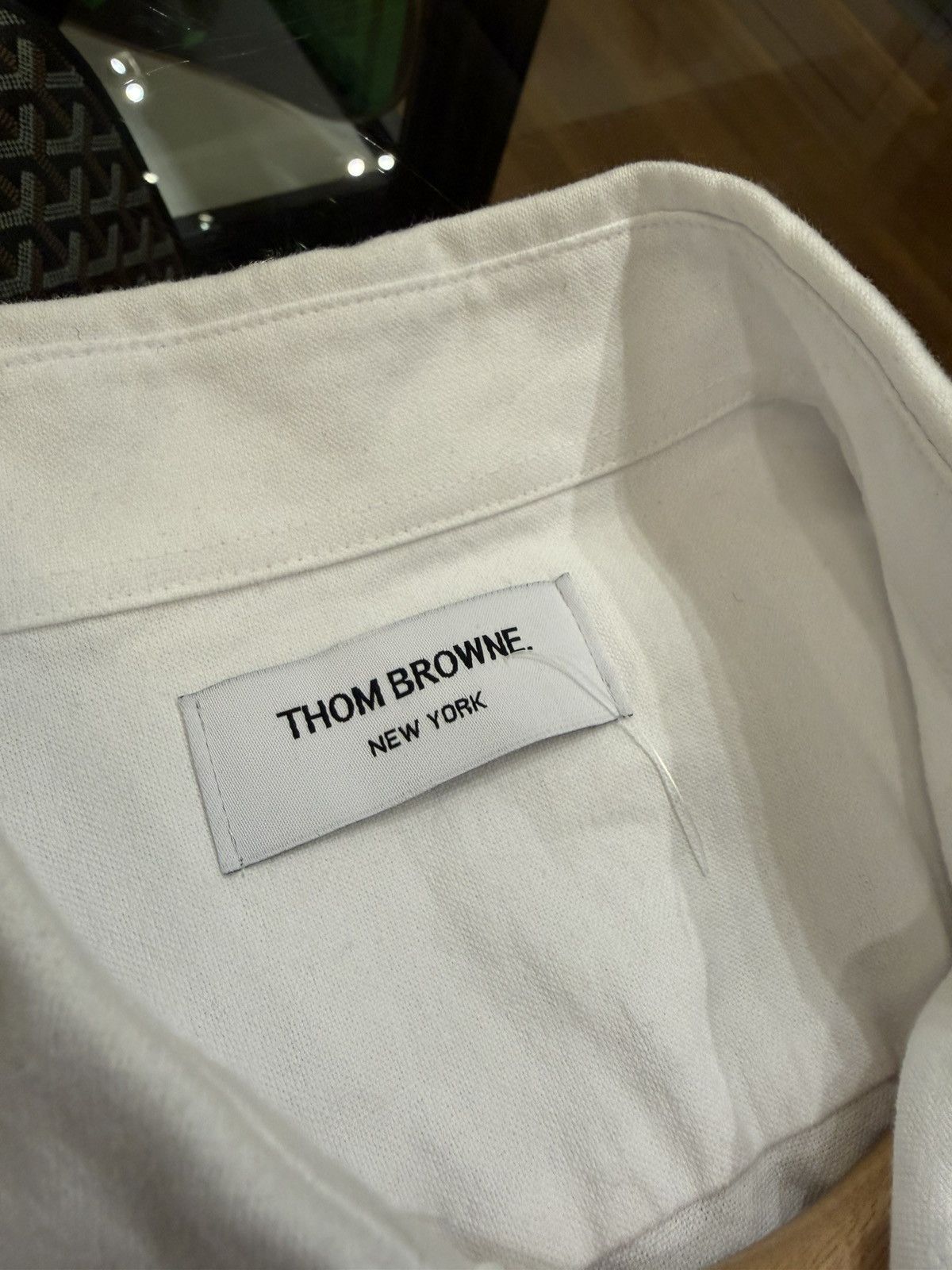 Thom Browne Thom Brown Whale Tail Pocket Button Up Shirt Size US S / EU 44-46 / 1 - 3 Thumbnail