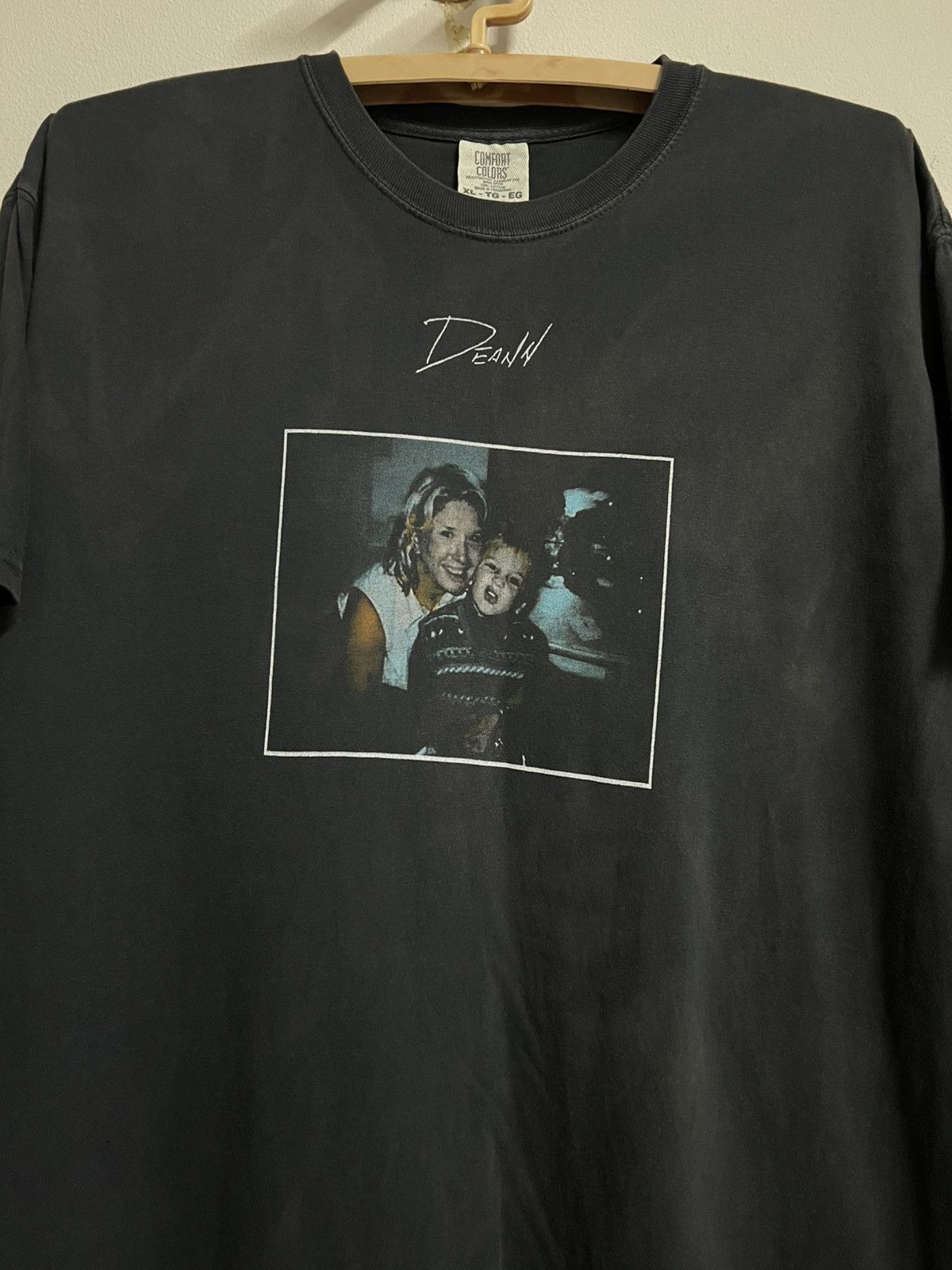 Band Tees Zach Bryan DeAnn Album Tee Fade Distressed XL Size US XL / EU 56 / 4 - 1 Thumbnail
