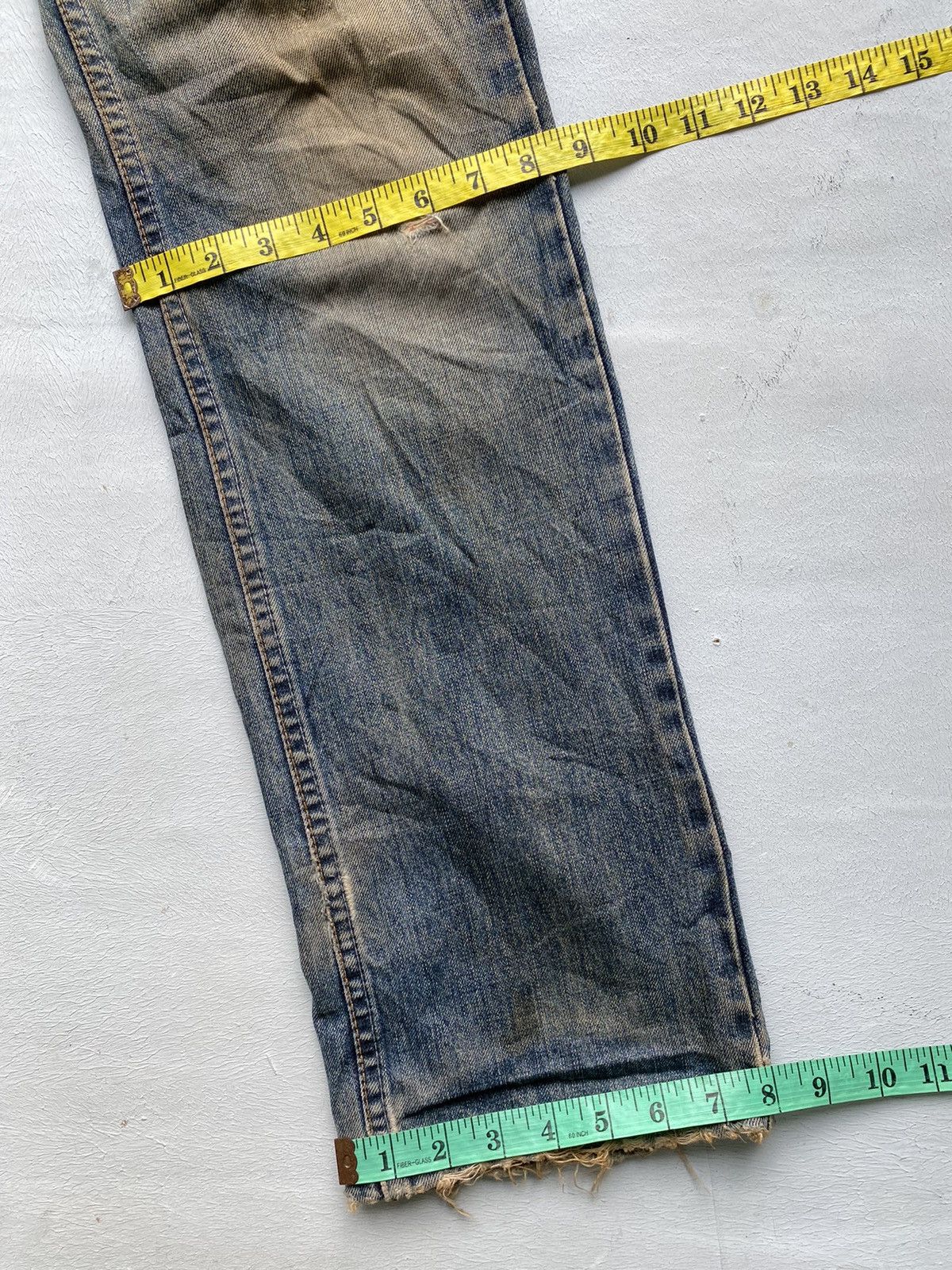 Levi's Levi’s 524 Distressed Denim Size 29 Size US 29 - 19 Thumbnail