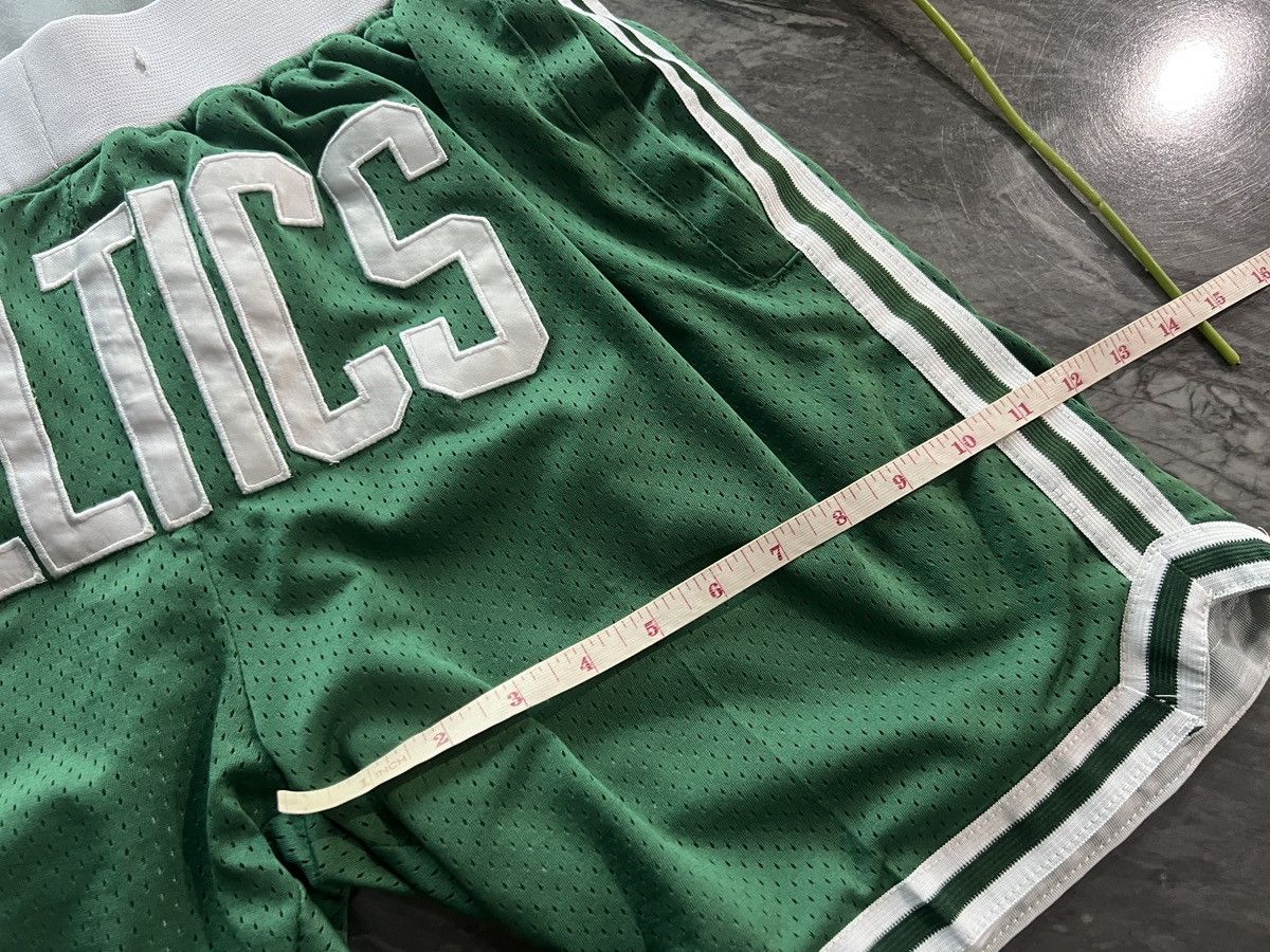 NBA Celtics : Short NBA Just Don Made In USA Size US 30 / EU 46 - 9 Thumbnail