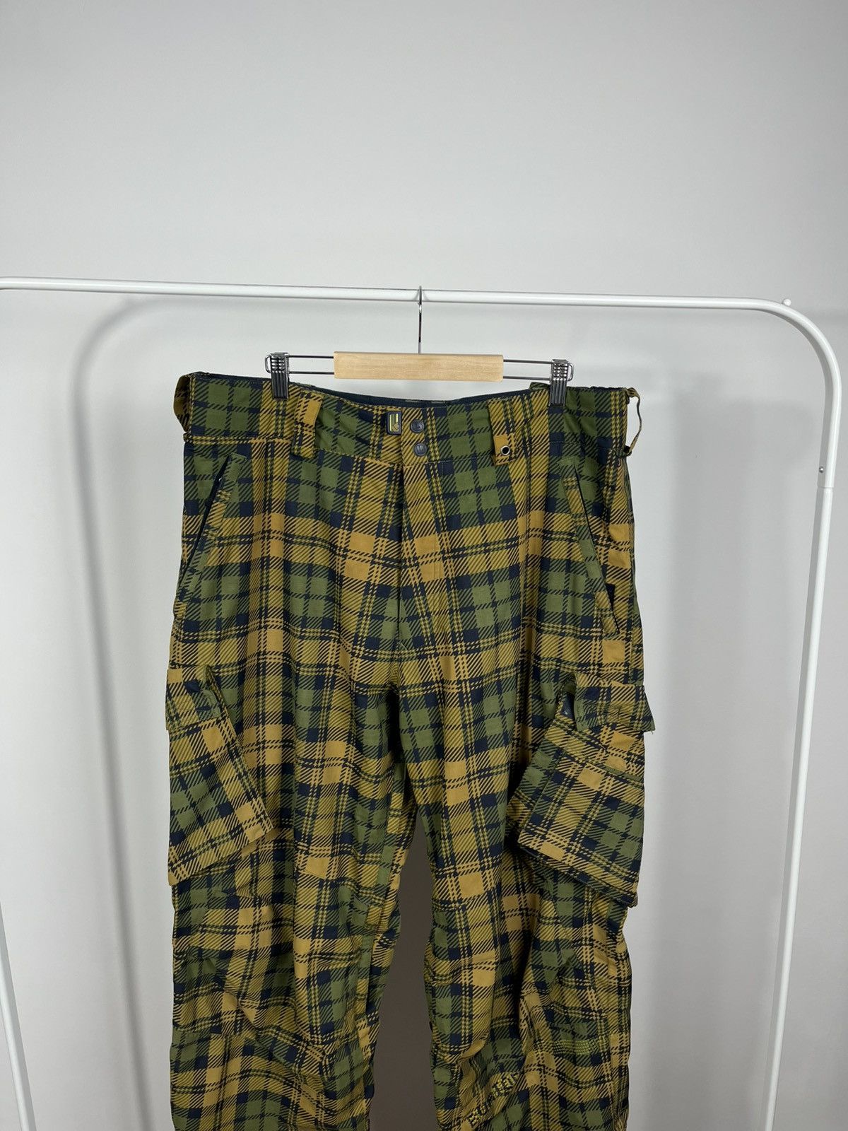 Burton Burton Plaid Snowboard Pants Cargo Shell XL Size US 36 / EU 52 - 2 Thumbnail