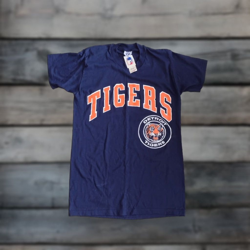 Logo 7 VINTAGE Logo 7 Detroit Tigers T-Shirt Men's M Blue 80s Graphic Single Stitch NWT Size US M / EU 48-50 / 2 - 1 Thumbnail