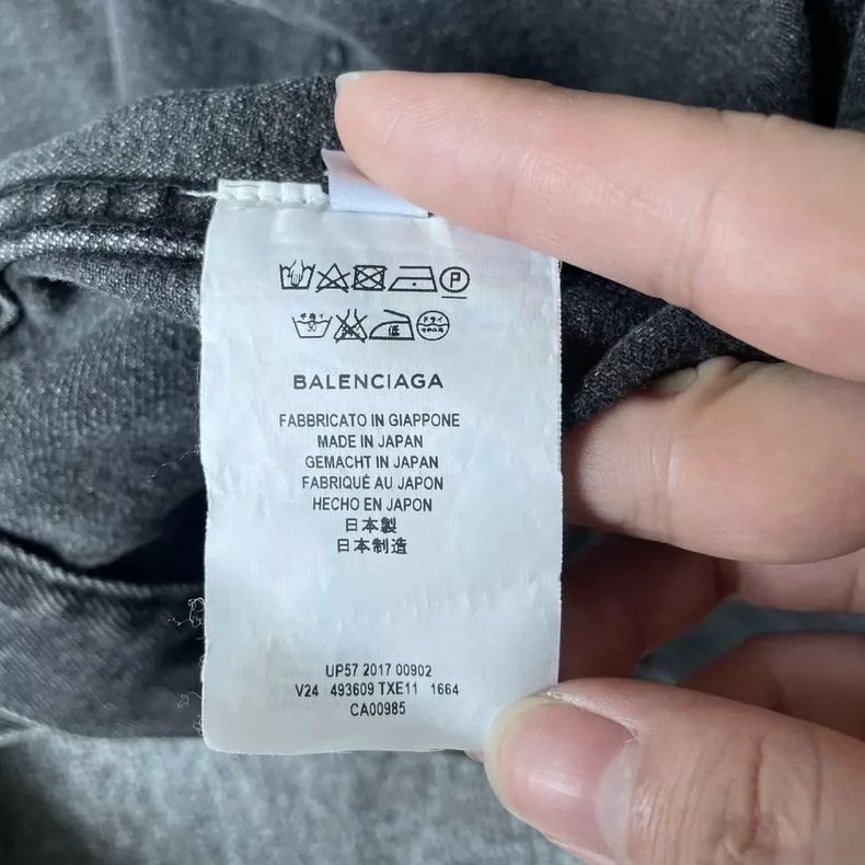 Balenciaga Balenciaga Grey logo print water-washed distressed denim j Size US XXS / EU 40 - 9 Thumbnail