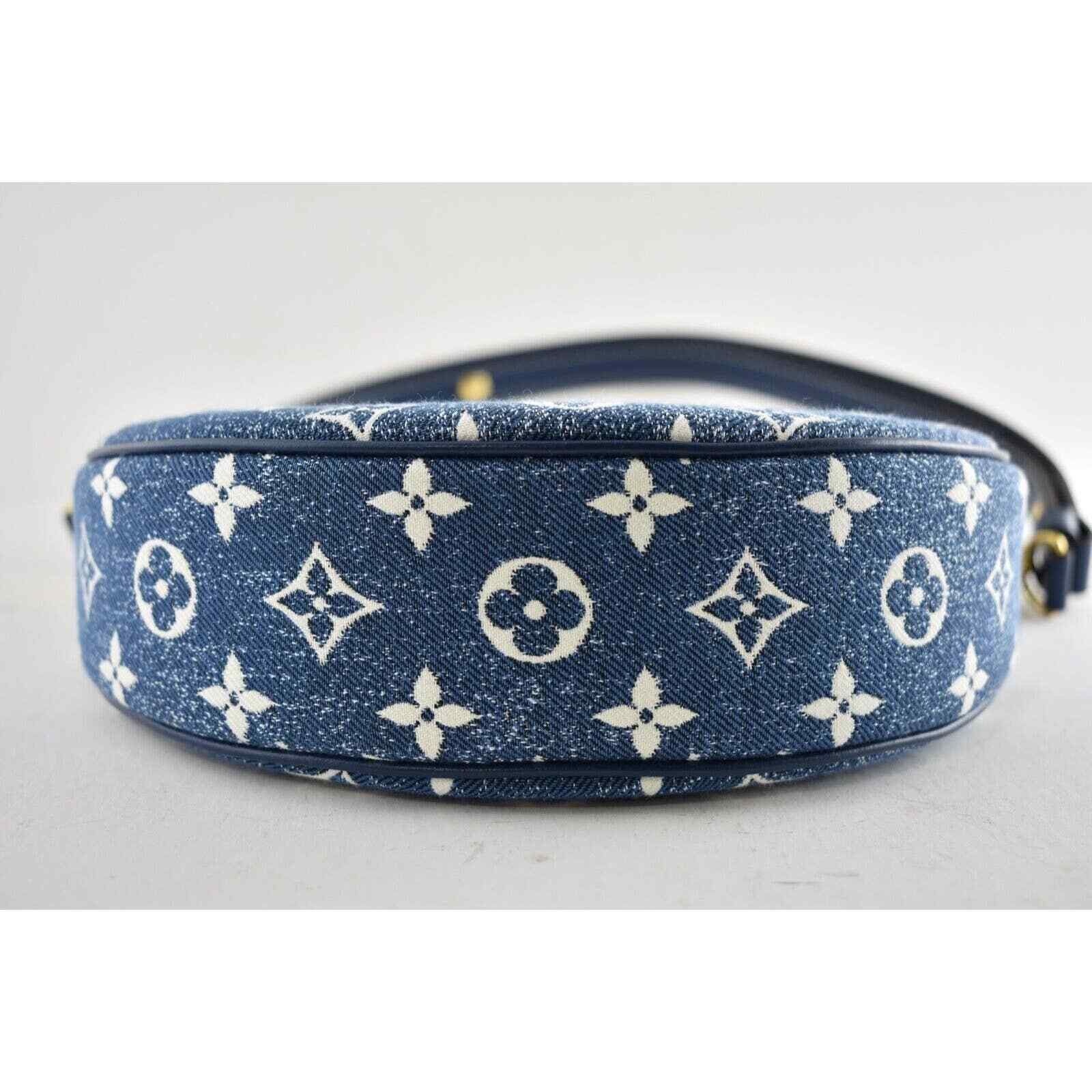 Louis Vuitton Louis Vuitton Loop Blue Denim Moon Crossbody Shoulder Bag Size ONE SIZE - 12 Thumbnail