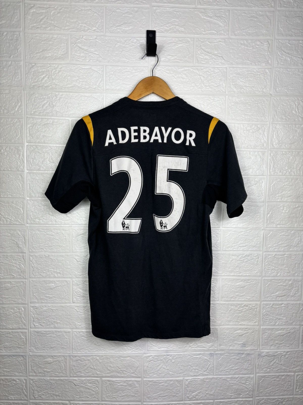 Umbro MANCHESTER CITY 2009 2010 JERSEY UMBRO MEN #25 ADEBAYOR Size US S / EU 44-46 / 1 - 1 Thumbnail
