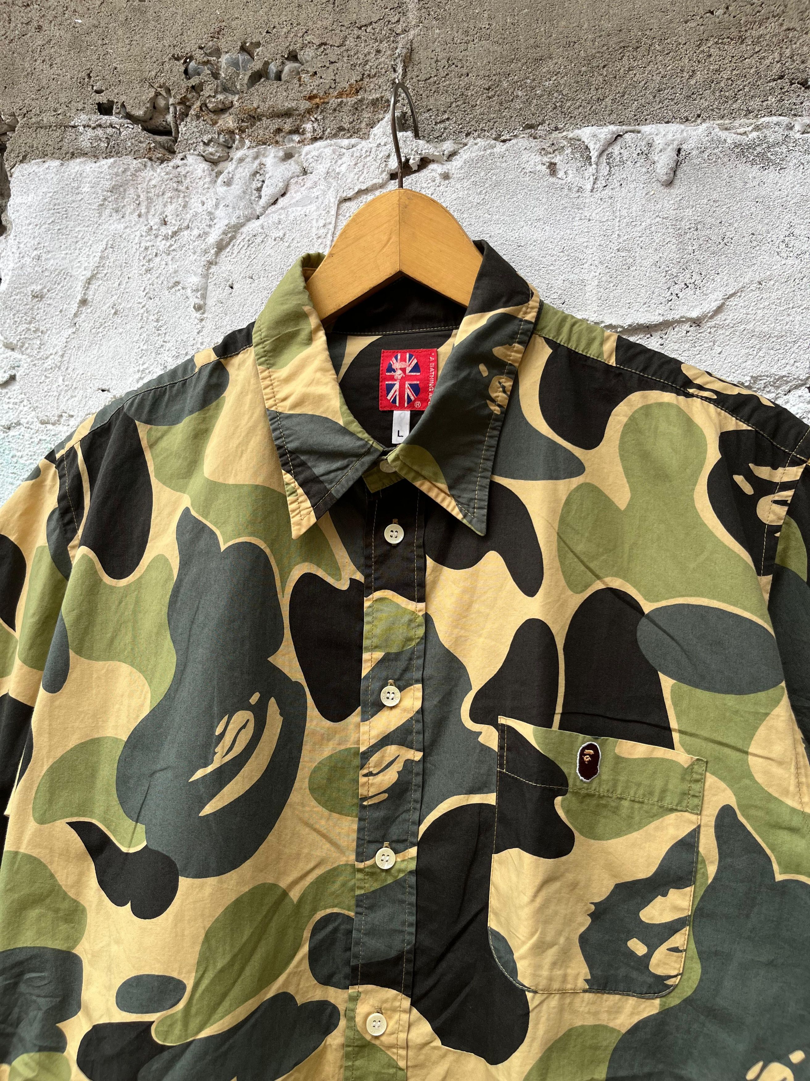 Bape Vtg A Bathing Ape Camo Button Shirt Size US L / EU 52-54 / 3 - 2 Thumbnail