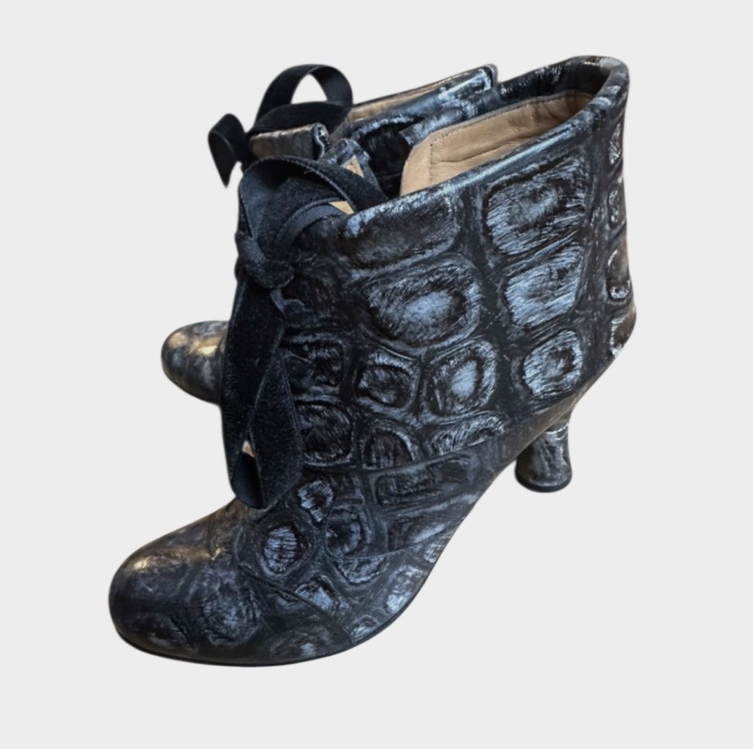 Other Muxart Barcelona dark blue crocodile leather botines 38 Size US 6 / IT 36 - 1 Thumbnail