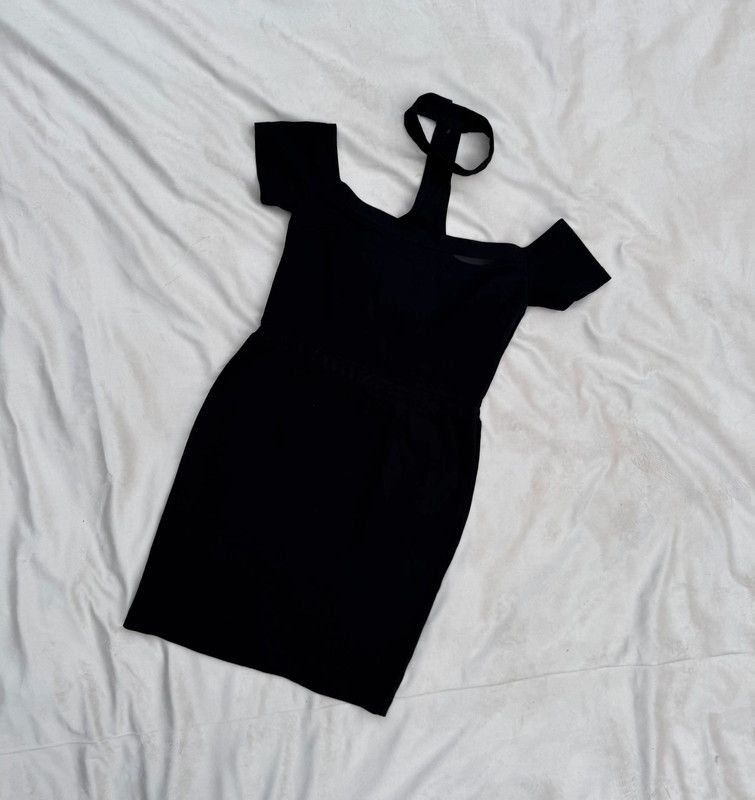 Guess Black Off-the-Shoulder Mini Dress with Neck Choker Size XS / US 0-2 / IT 36-38 - 3 Thumbnail