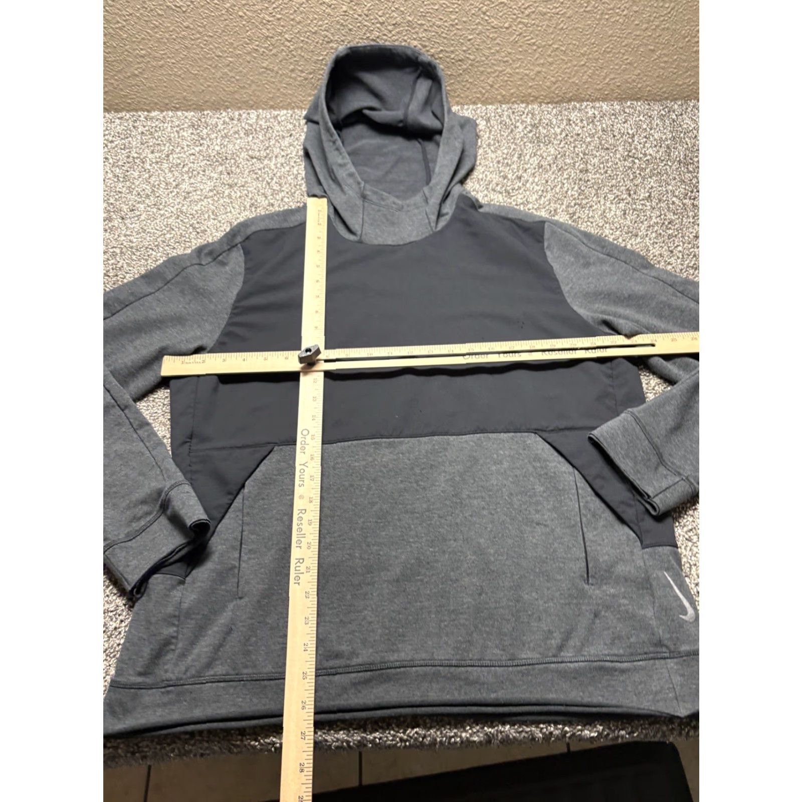 Nike Nike Yoga Hoodie Mens Large Black Pullover Hoodie Athletic Logo Sleeves Long Knit Cotton Blend Sports VINTAGE? No Size US L / EU 52-54 / 3 - 5 Thumbnail