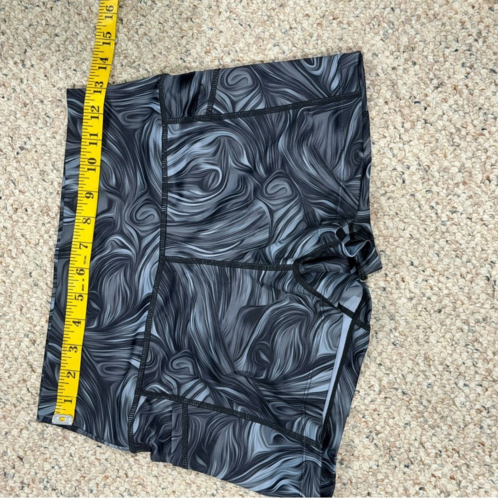 Other CVG 2.5" Inseam Swirl Marble Athletic Shorts Size Small Size 28" / US 6 / IT 42 - 3 Thumbnail