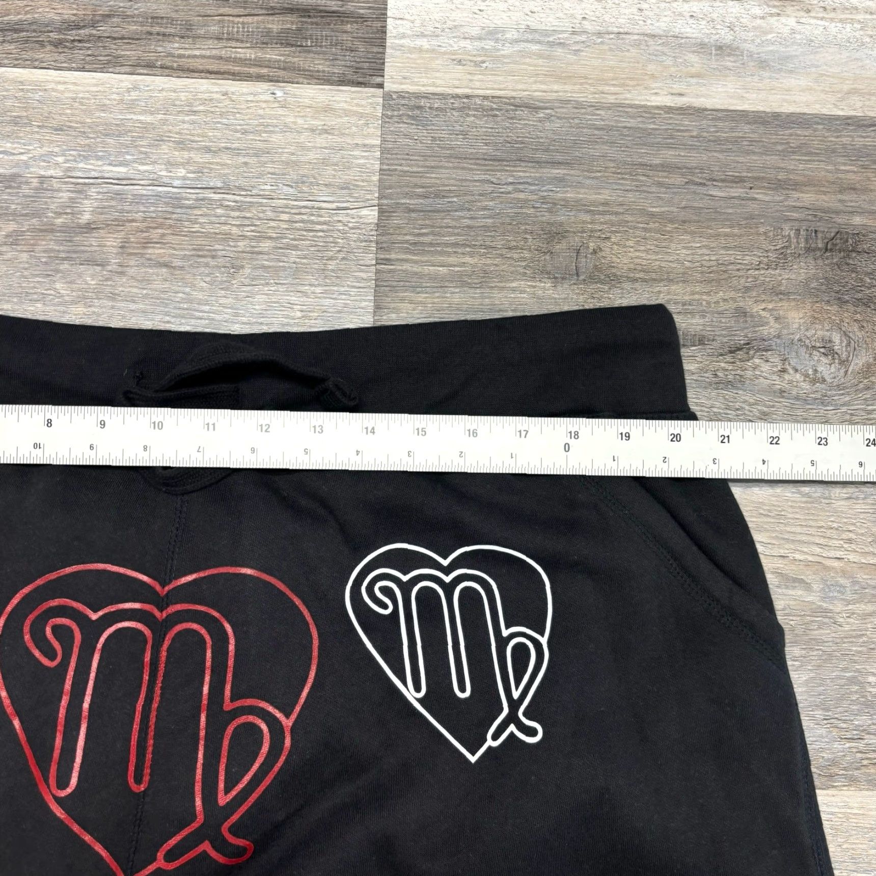 Vintage Lil Tecca Merch Out Of Love Black White Mens 2XL Sweat Shorts Size US 39 - 6 Thumbnail