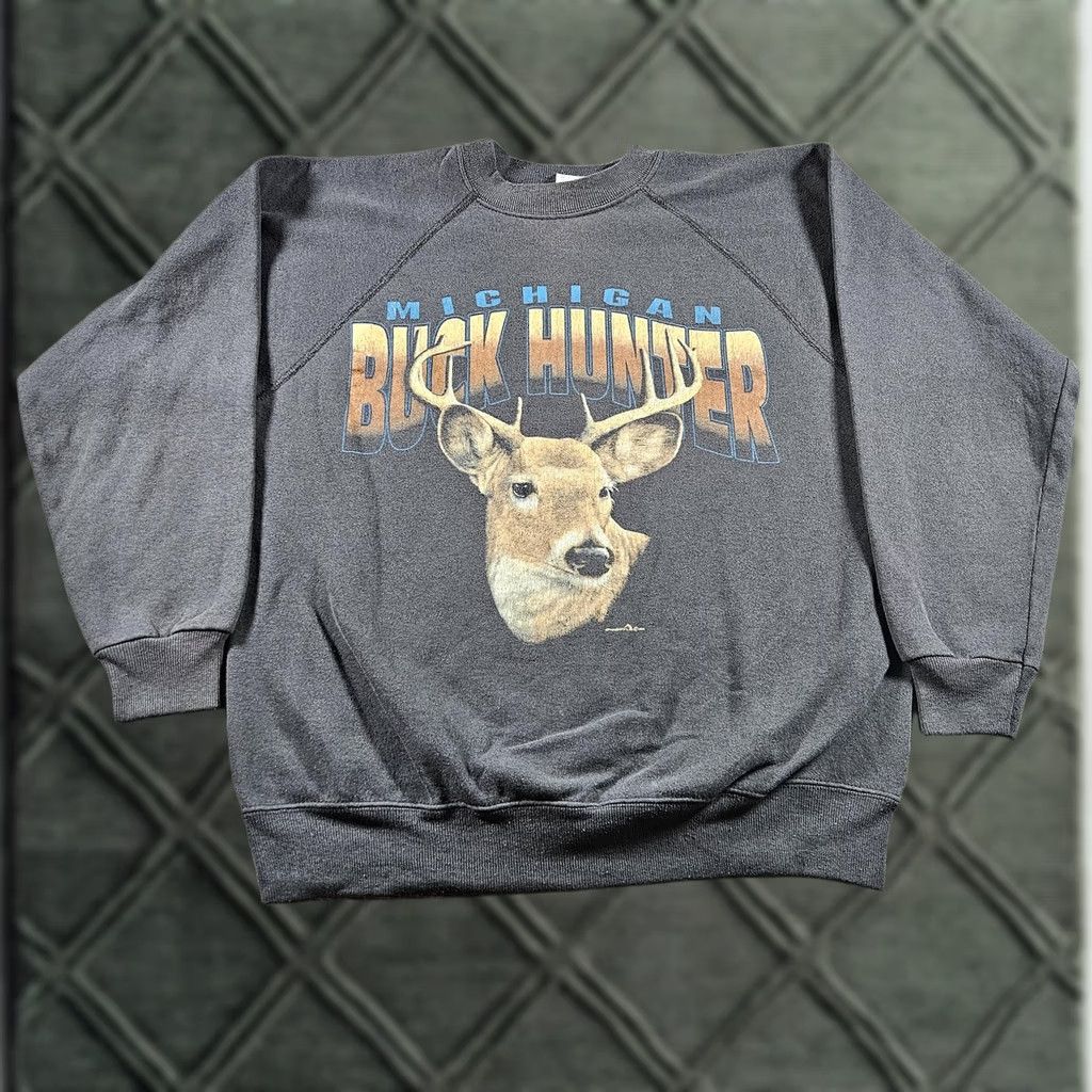 Hanes VINTAGE Hanes Sweatshirt Mens Large Gray Michigan Buck Hunter Deer Graphic 90s Sweatshirt Graphic Print Mens L Gray Buck Hunter Deer 90s Size US L / EU 52-54 / 3 - 1 Thumbnail