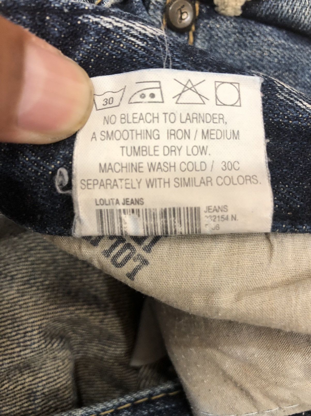 Japanese Brand Rare Yoshitomo Nara Lolita Dog Distressed Jeans Size US 32 / EU 48 - 21 Thumbnail