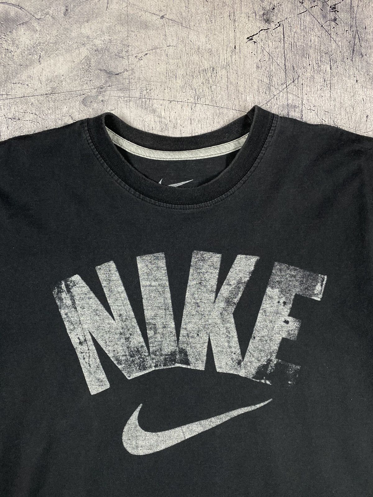 Nike Vintage 00s Nike Big Logo Y2K Drill Hype T Shirt Tee Size US L / EU 52-54 / 3 - 5 Thumbnail