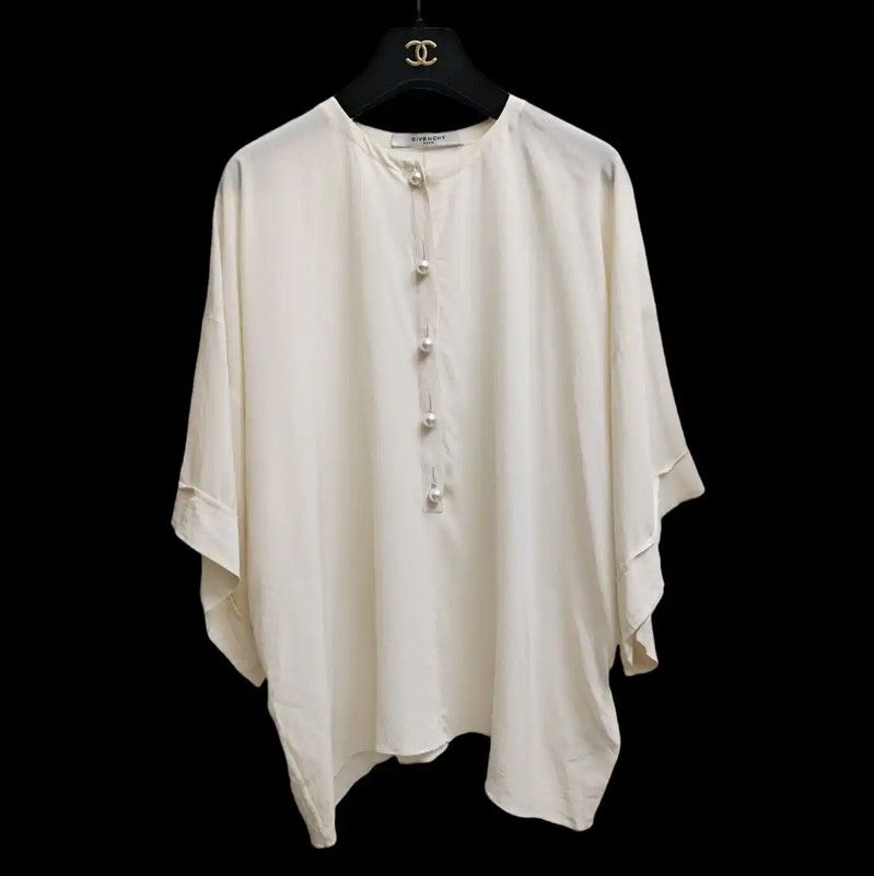 Givenchy Givenchy Summer Cream Silk Short Sleeve Top 0089 Size XS / US 0-2 / IT 36-38 - 1 Thumbnail