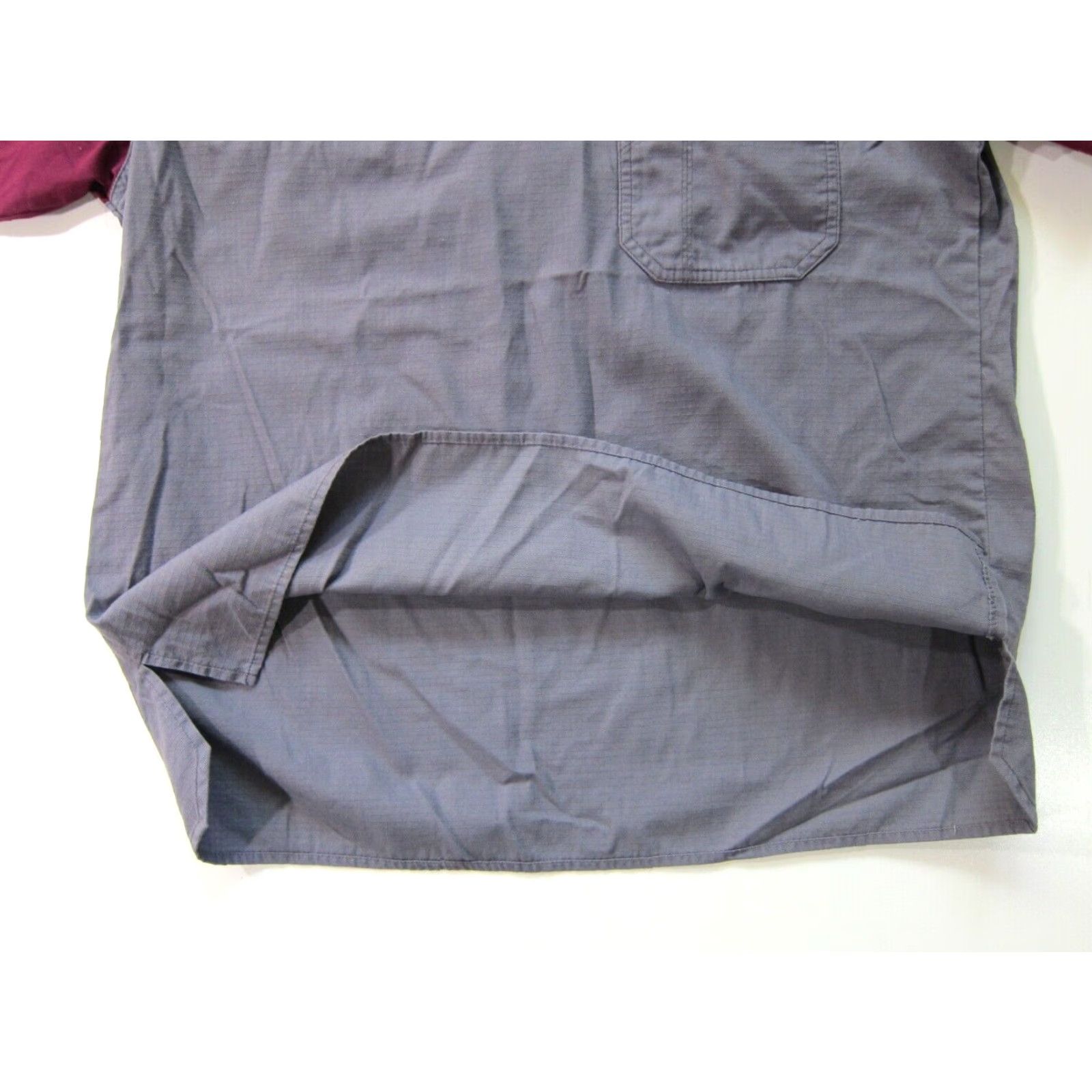 Carhartt Carhartt Shirt Men L Gray V-Neck Pocket Short Sleeve Nursing Work Shirt Size US L / EU 52-54 / 3 - 4 Thumbnail