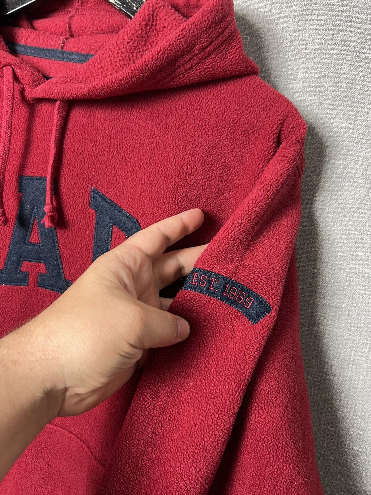 Gap Vintage Gap Pullover Fleece Red Oversized Hoodie Size US M / EU 48-50 / 2 - 3 Thumbnail