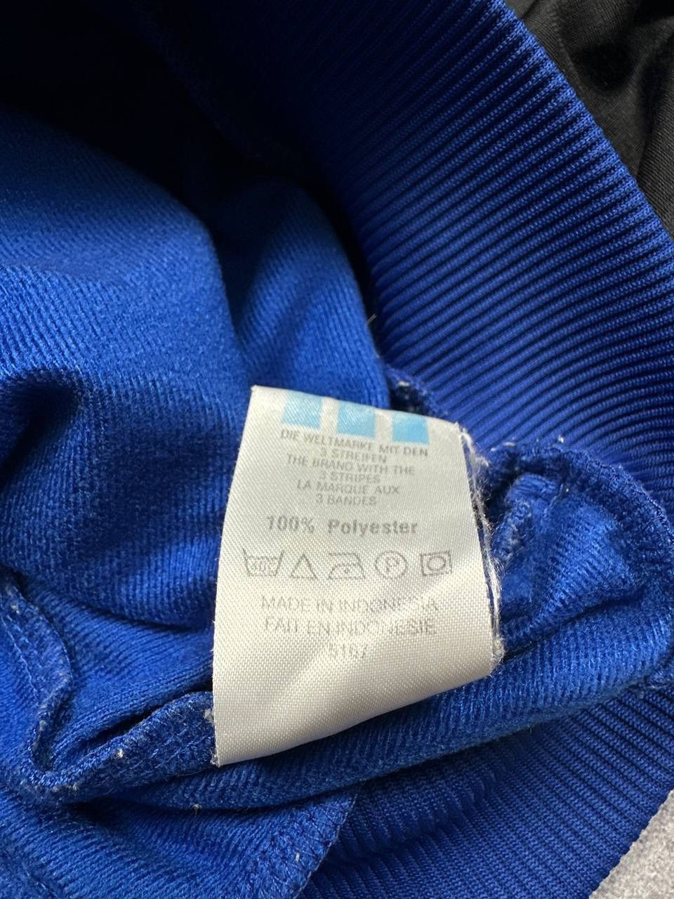 Adidas Vintage Adidas Track Jacket, Size M – Classic 90s Sportswear Size US M / EU 48-50 / 2 - 5 Thumbnail