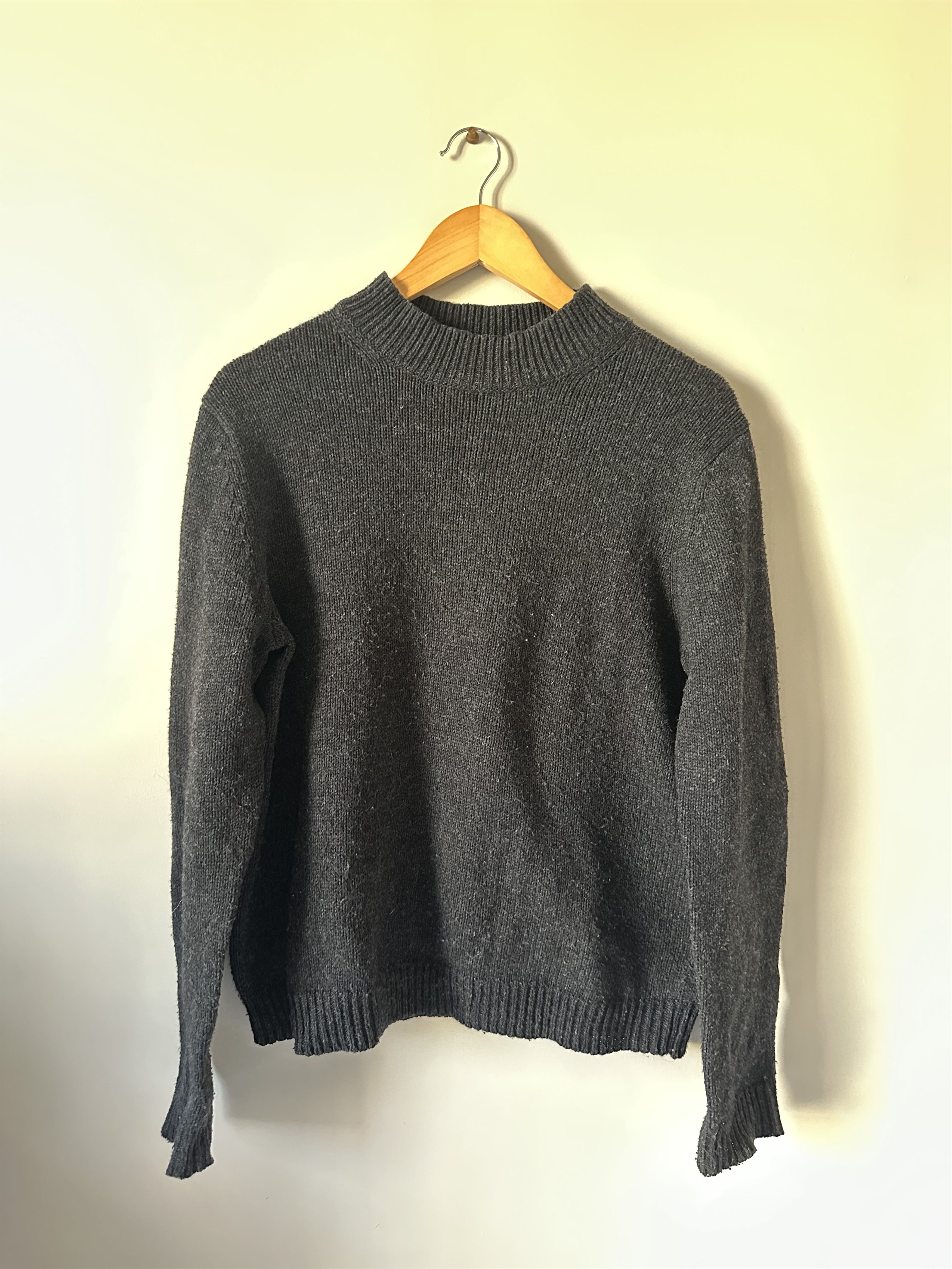 Uniqlo Faded Black Mock Neck Knit Sweater Size US XL / EU 56 / 4 - 1 Thumbnail