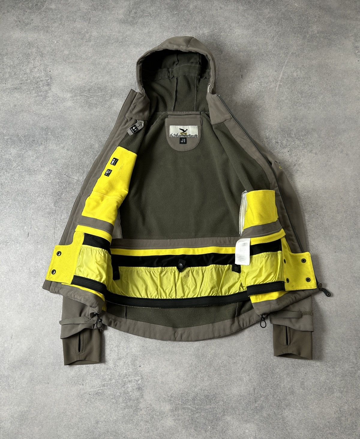 SALEWA Vintage Salewa Ski Extreme waterproof jacket mens Size US M / EU 48-50 / 2 - 3 Thumbnail