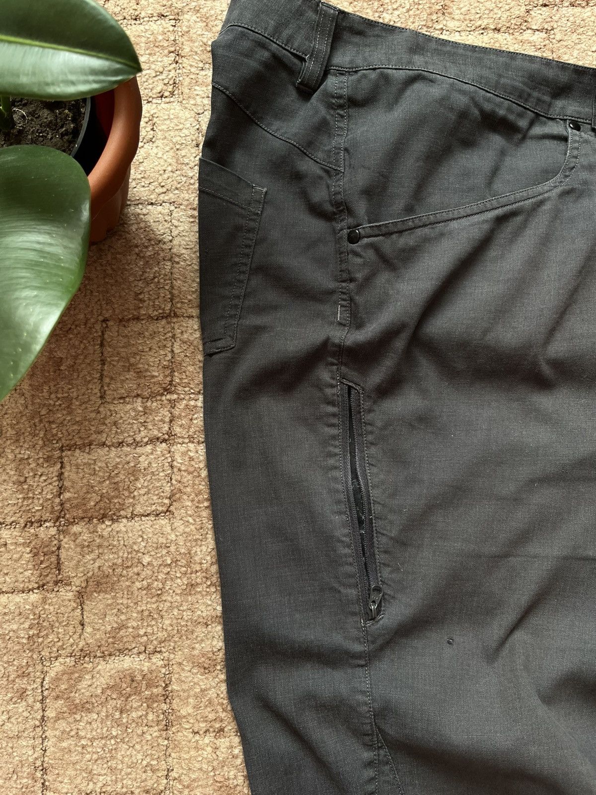 Arc'teryx Arcteryx Outdoor Streetwear Hiking Travel Denim Pants Size US 34 / EU 50 - 5 Thumbnail