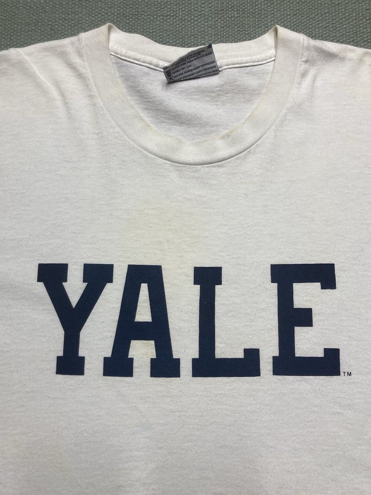 Lee × Vintage Vtg t shirt Yale college school spell out logo made USA XL Size US XL / EU 56 / 4 - 4 Thumbnail