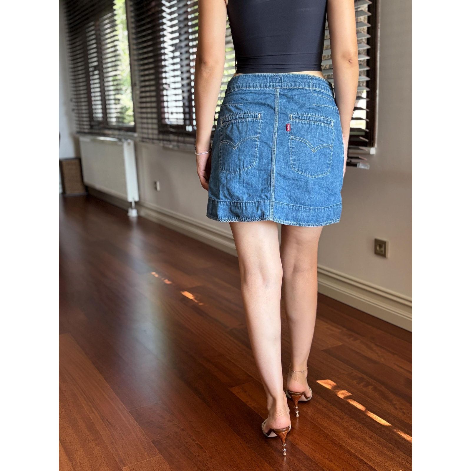 Japanese Brand × Levi's × Levi's Vintage Clothing Levi's Engineered Girls Small A-Line Denim Skirt Y2K Archive Size 27" / US 4 / IT 40 - 2 Thumbnail